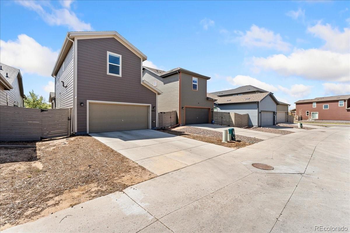 MLS Image #27 for 15957 e elk place,denver, Colorado