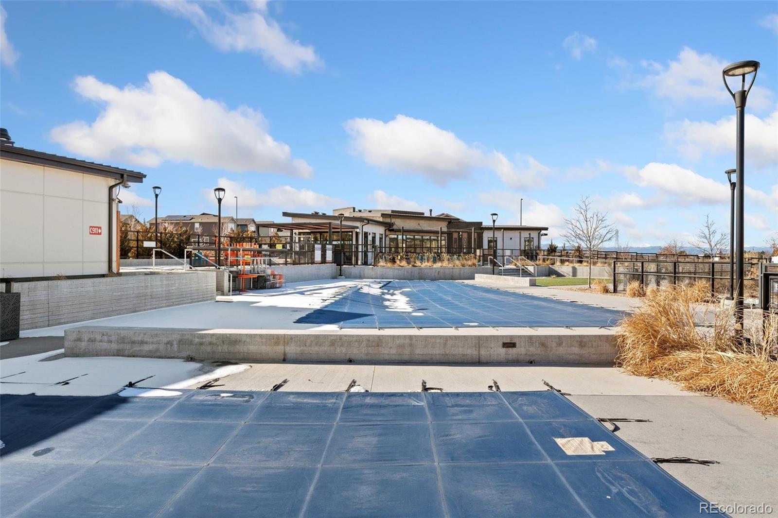 MLS Image #31 for 15957 e elk place,denver, Colorado