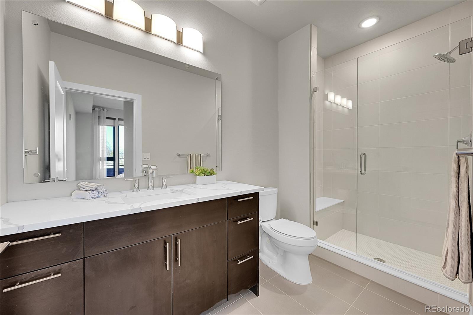 MLS Image #11 for 6619 e lowry boulevard,denver, Colorado