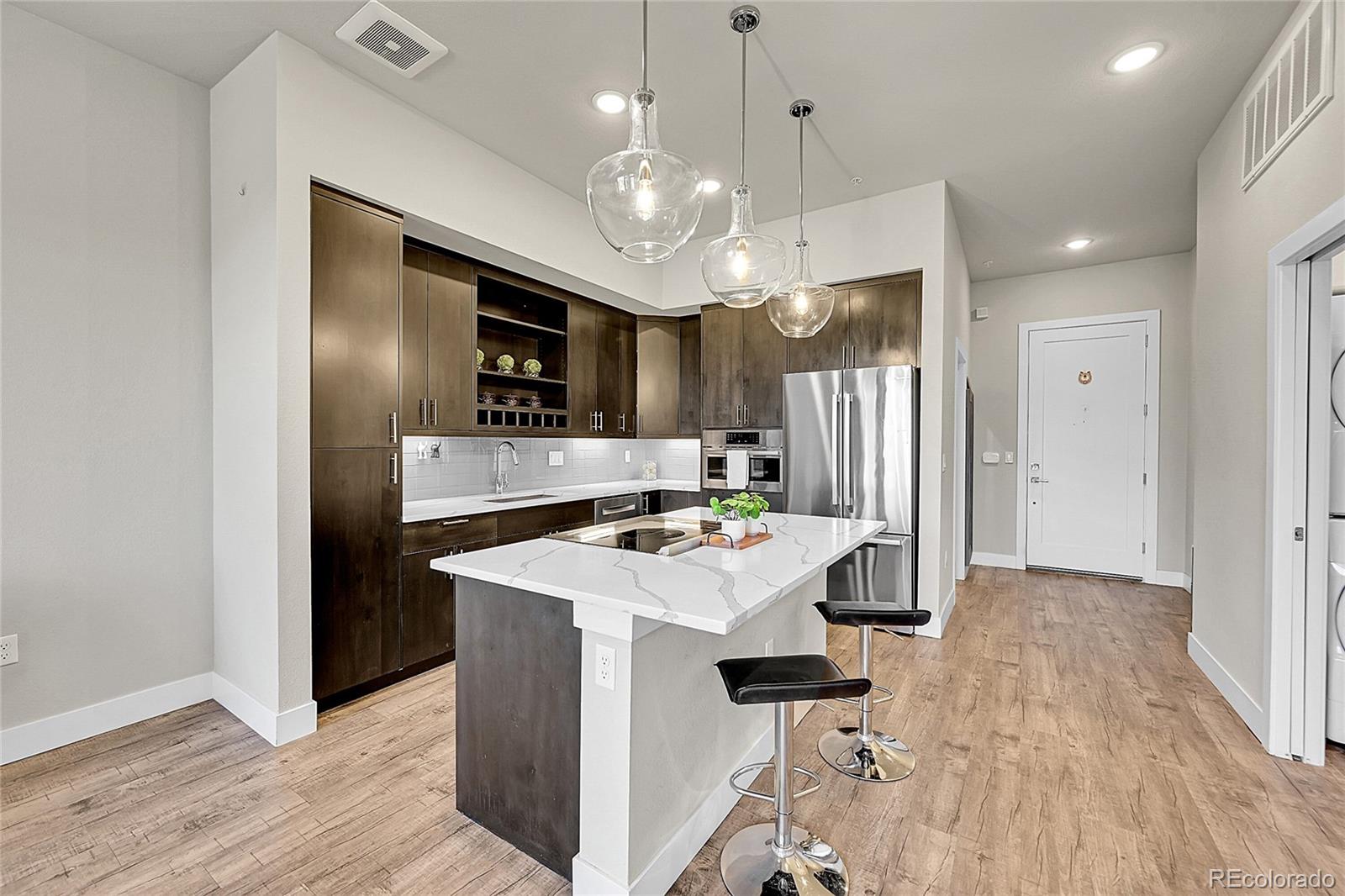 MLS Image #5 for 6619 e lowry boulevard,denver, Colorado