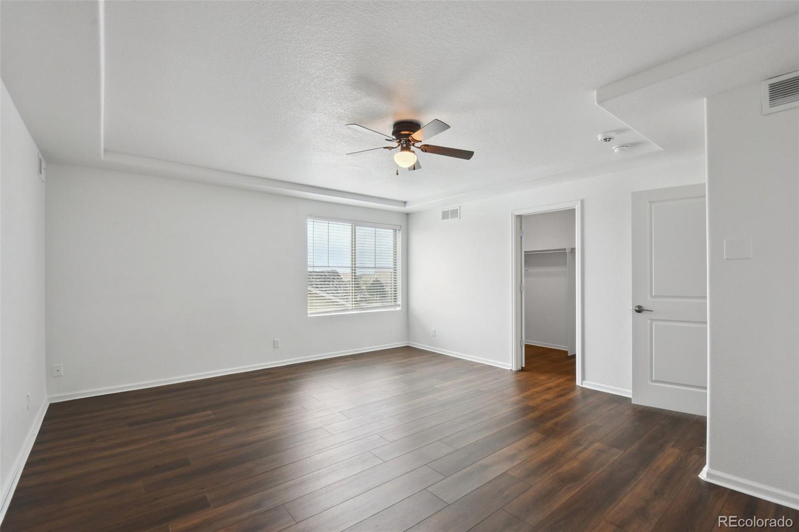 MLS Image #17 for 20888 e 51st place,denver, Colorado