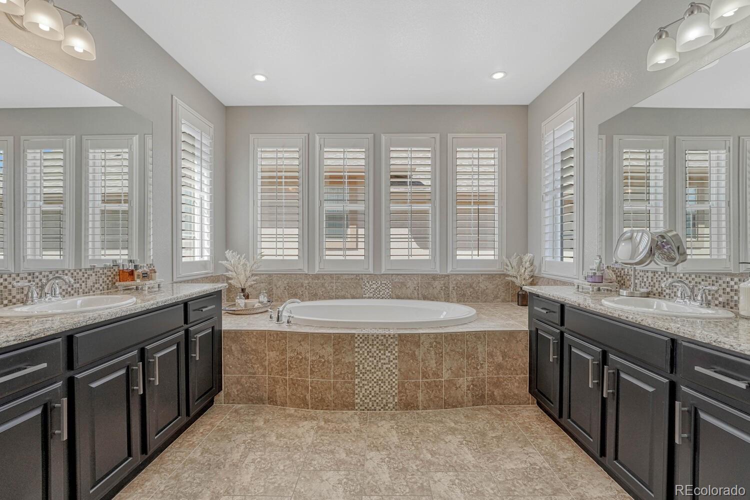 MLS Image #30 for 26566 e peakview drive,aurora, Colorado