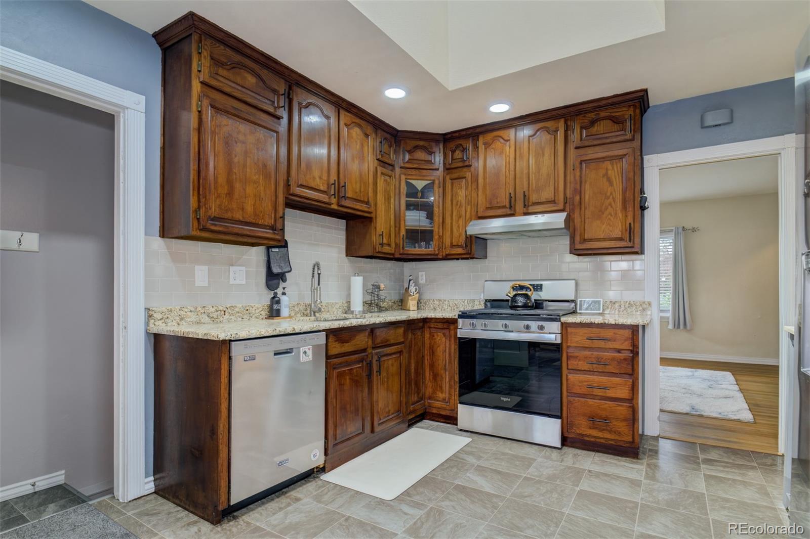 MLS Image #7 for 1831 n el paso street,colorado springs, Colorado