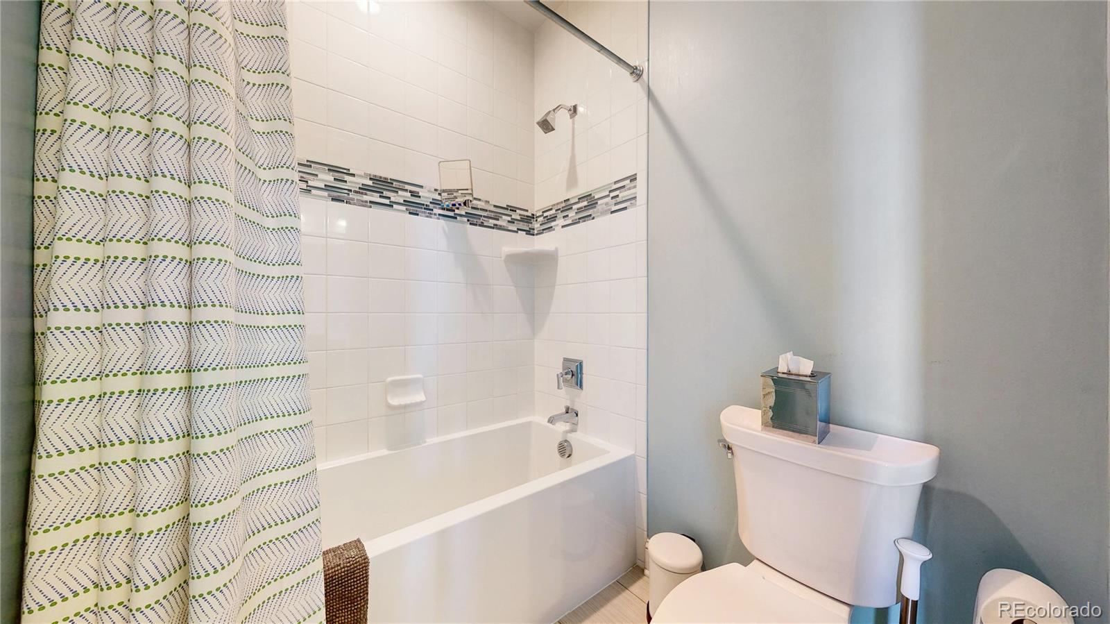 MLS Image #32 for 9437 e 51st drive,denver, Colorado