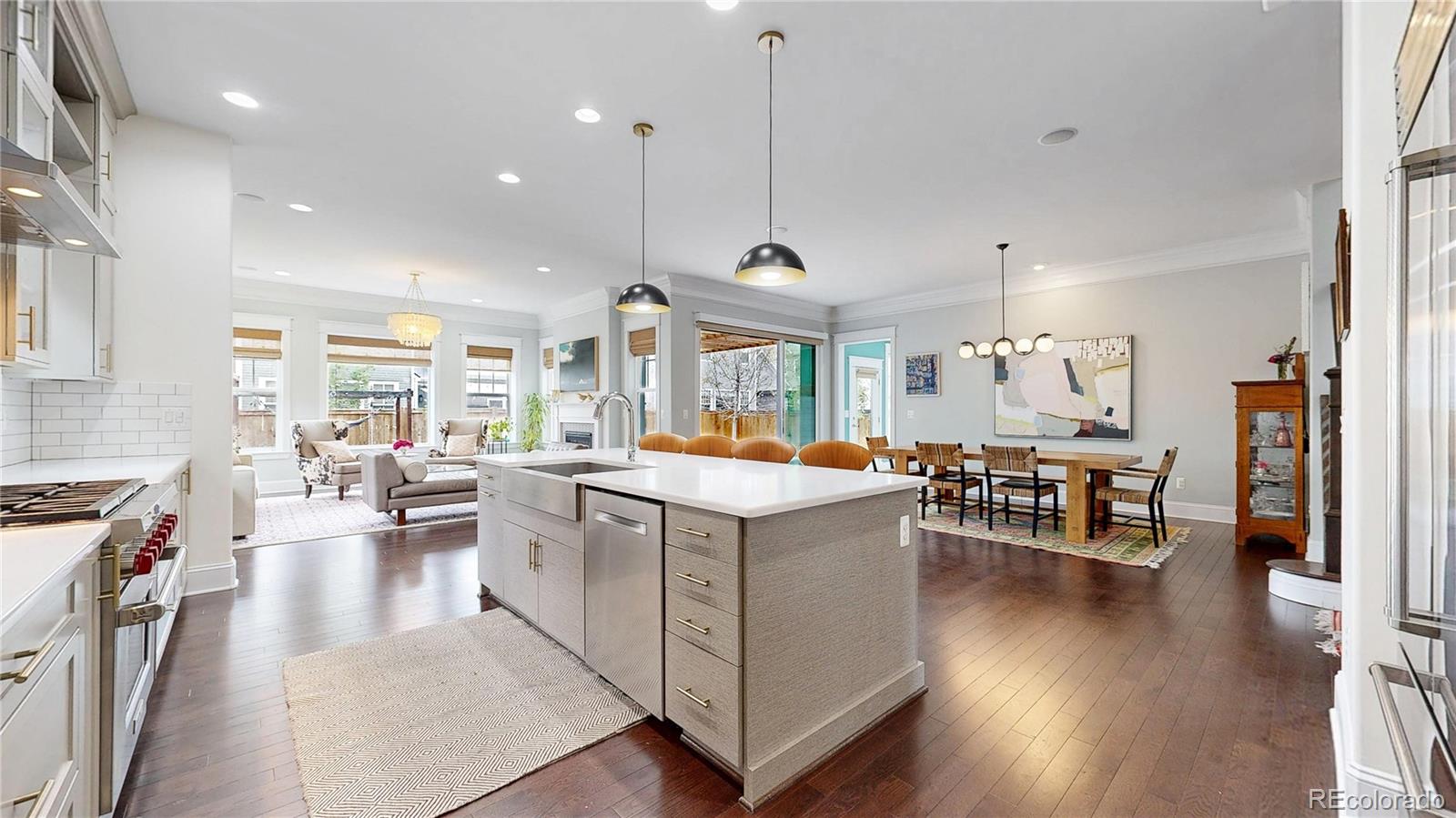 MLS Image #6 for 9437 e 51st drive,denver, Colorado