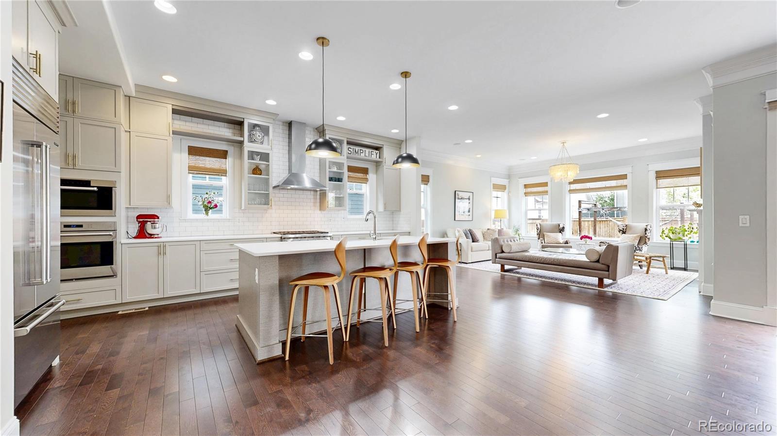 MLS Image #7 for 9437 e 51st drive,denver, Colorado