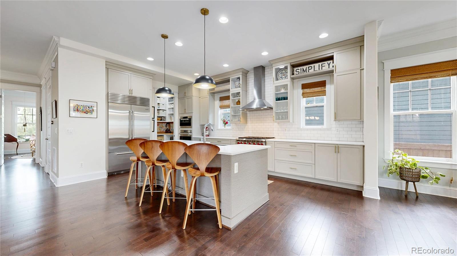 MLS Image #8 for 9437 e 51st drive,denver, Colorado