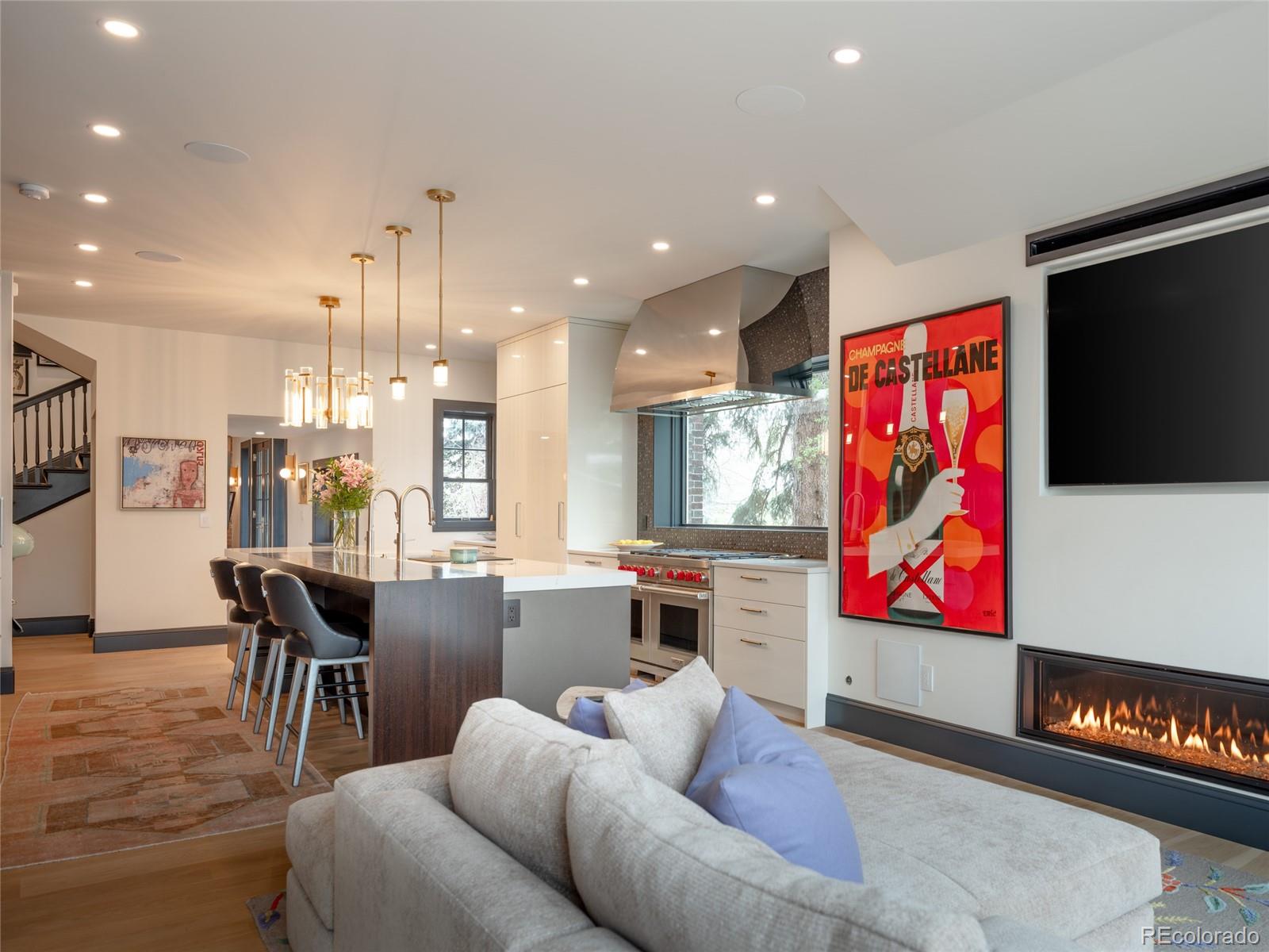 MLS Image #15 for 3309 e 7th ave pkwy,denver, Colorado