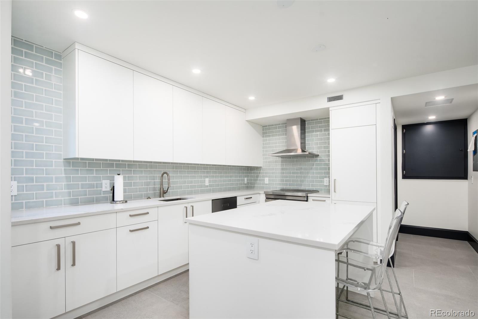 MLS Image #26 for 3309 e 7th ave pkwy,denver, Colorado
