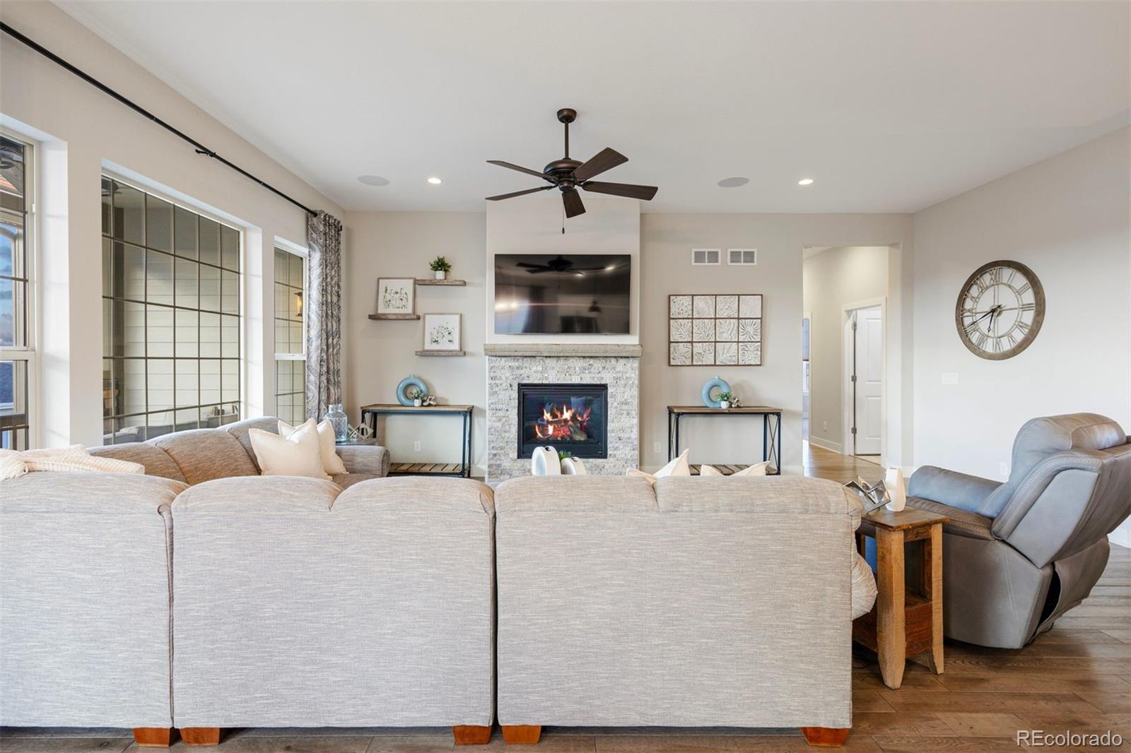 MLS Image #11 for 8505 s tibet court,aurora, Colorado