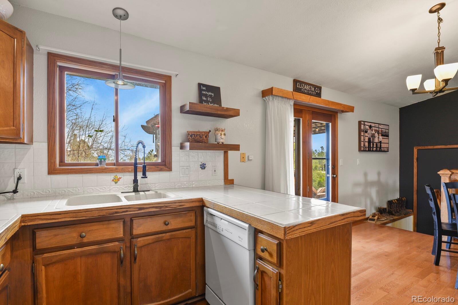 MLS Image #10 for 34101  columbine trail,elizabeth, Colorado