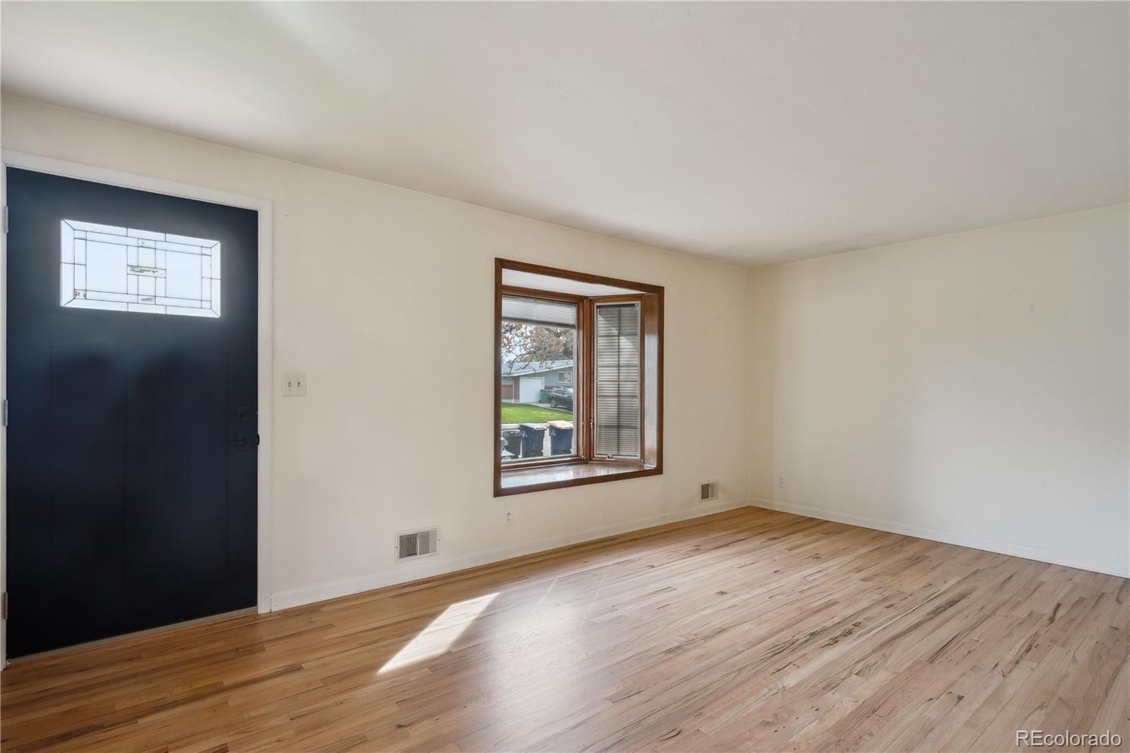 MLS Image #4 for 6587 s clarkson street,centennial, Colorado