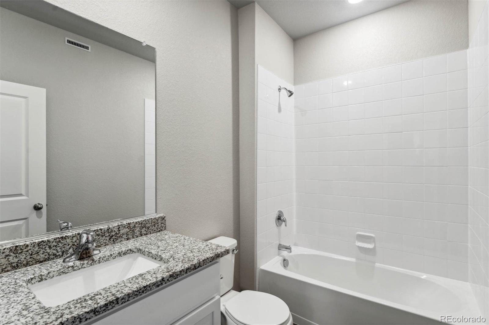 MLS Image #12 for 7326  green river avenue,frederick, Colorado