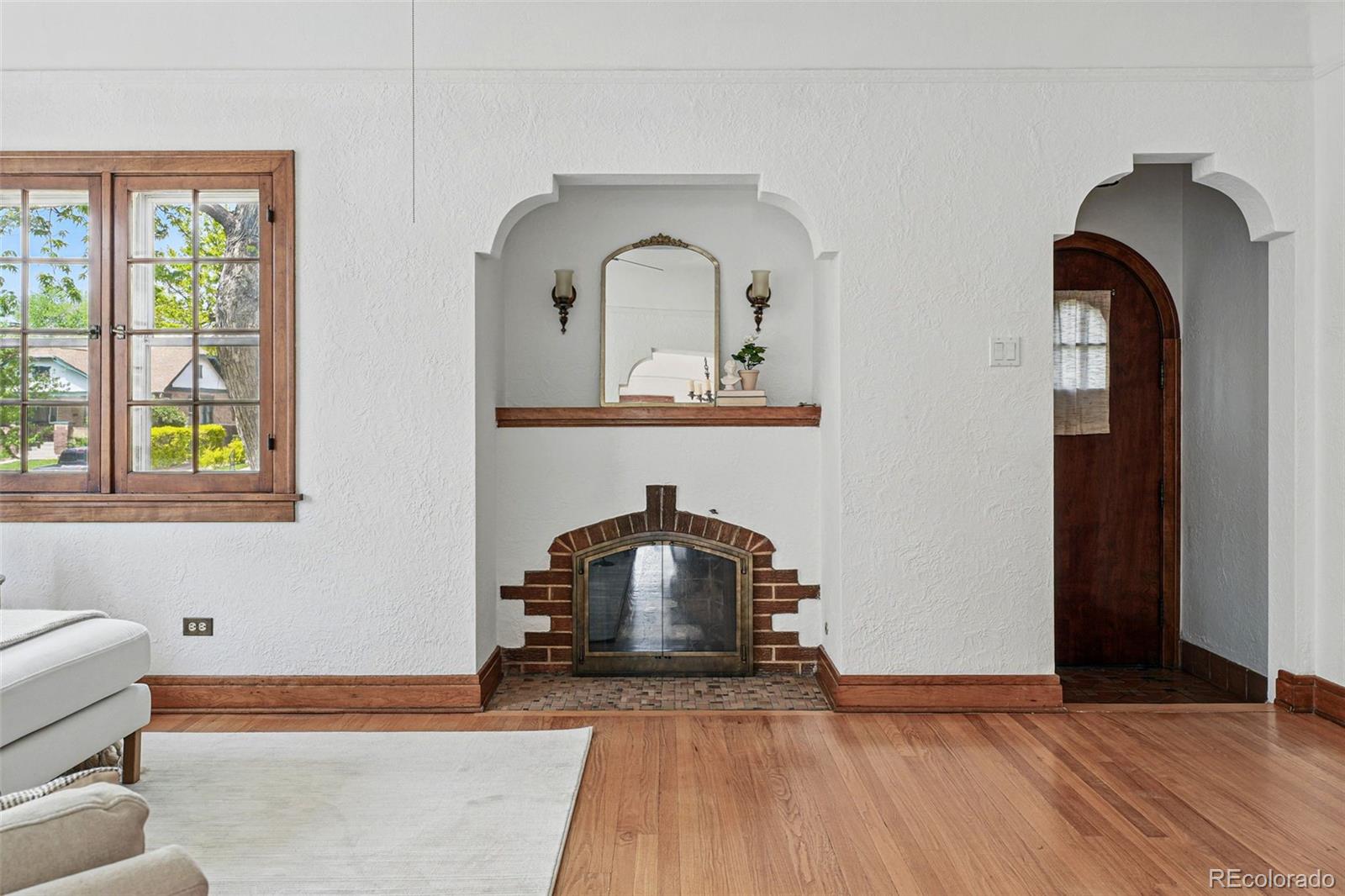 MLS Image #5 for 2654  forest street,denver, Colorado