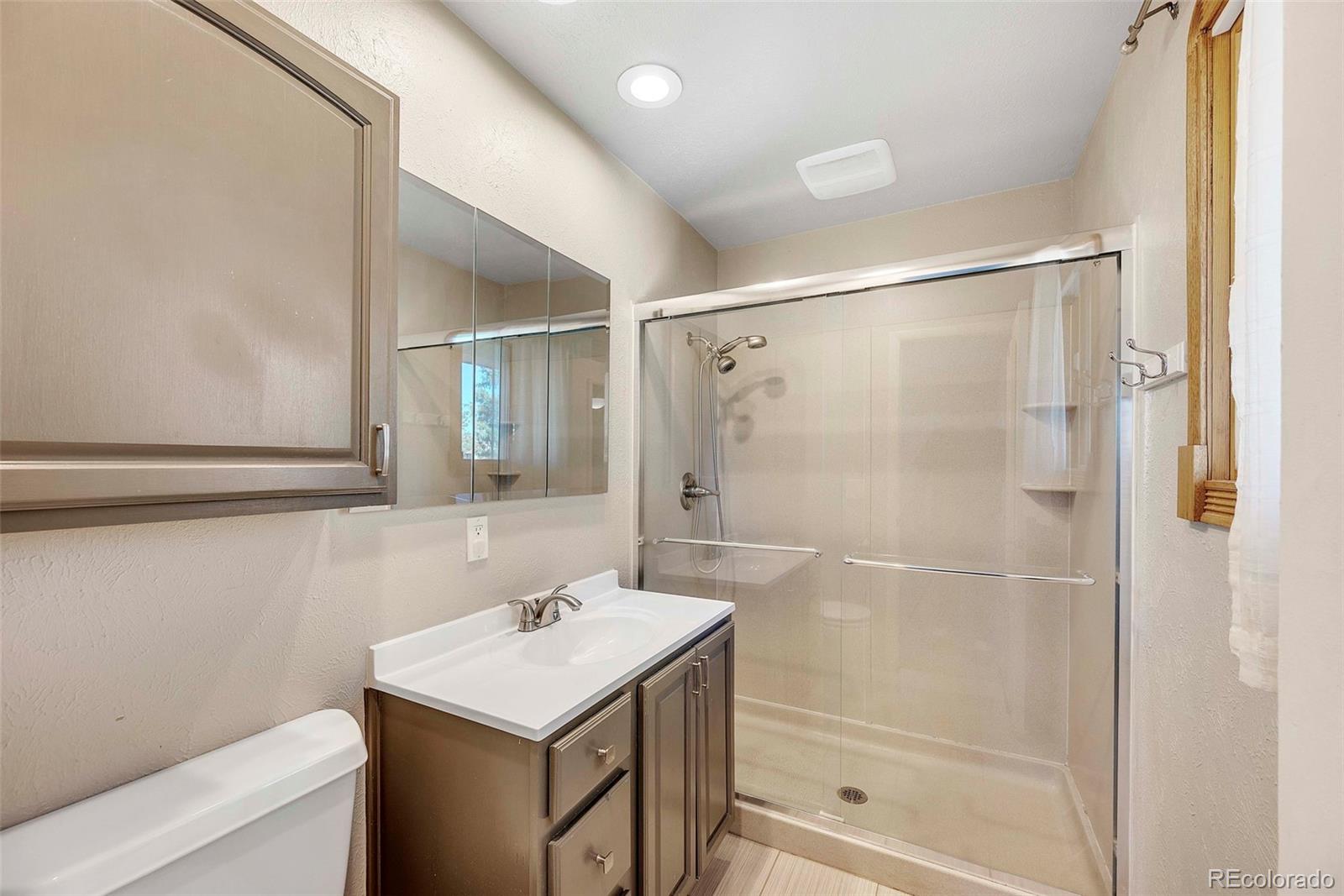 MLS Image #18 for 7065 s willow street,centennial, Colorado