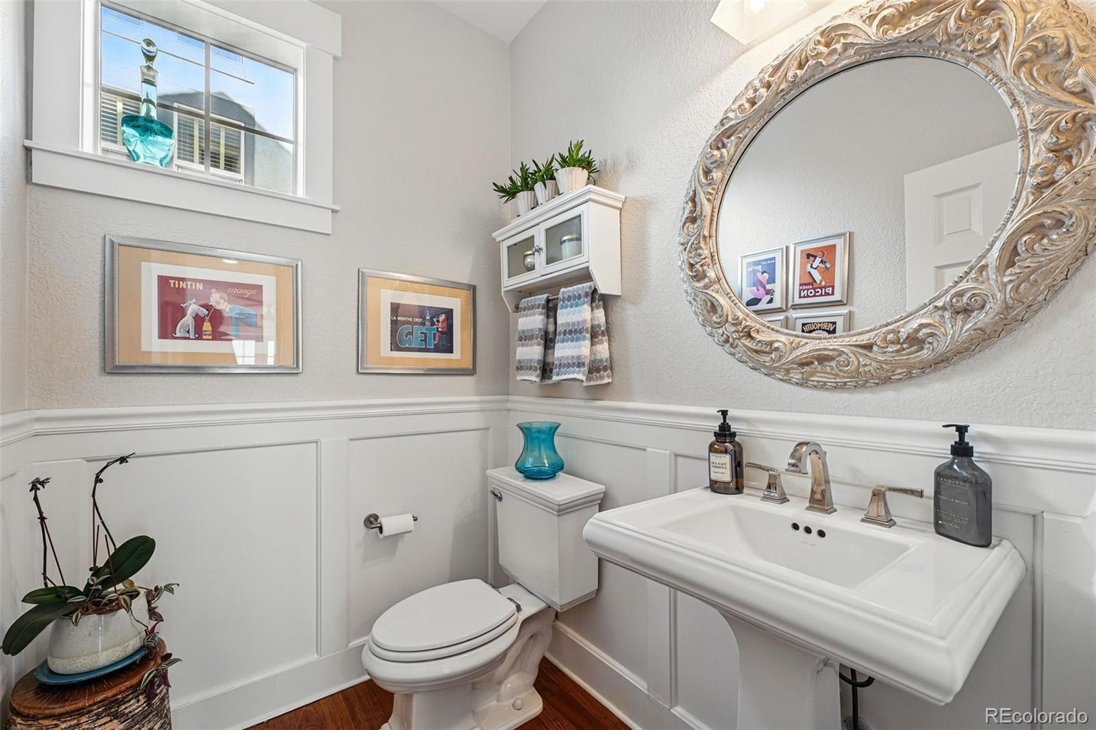 MLS Image #24 for 8256 e 28th drive,denver, Colorado