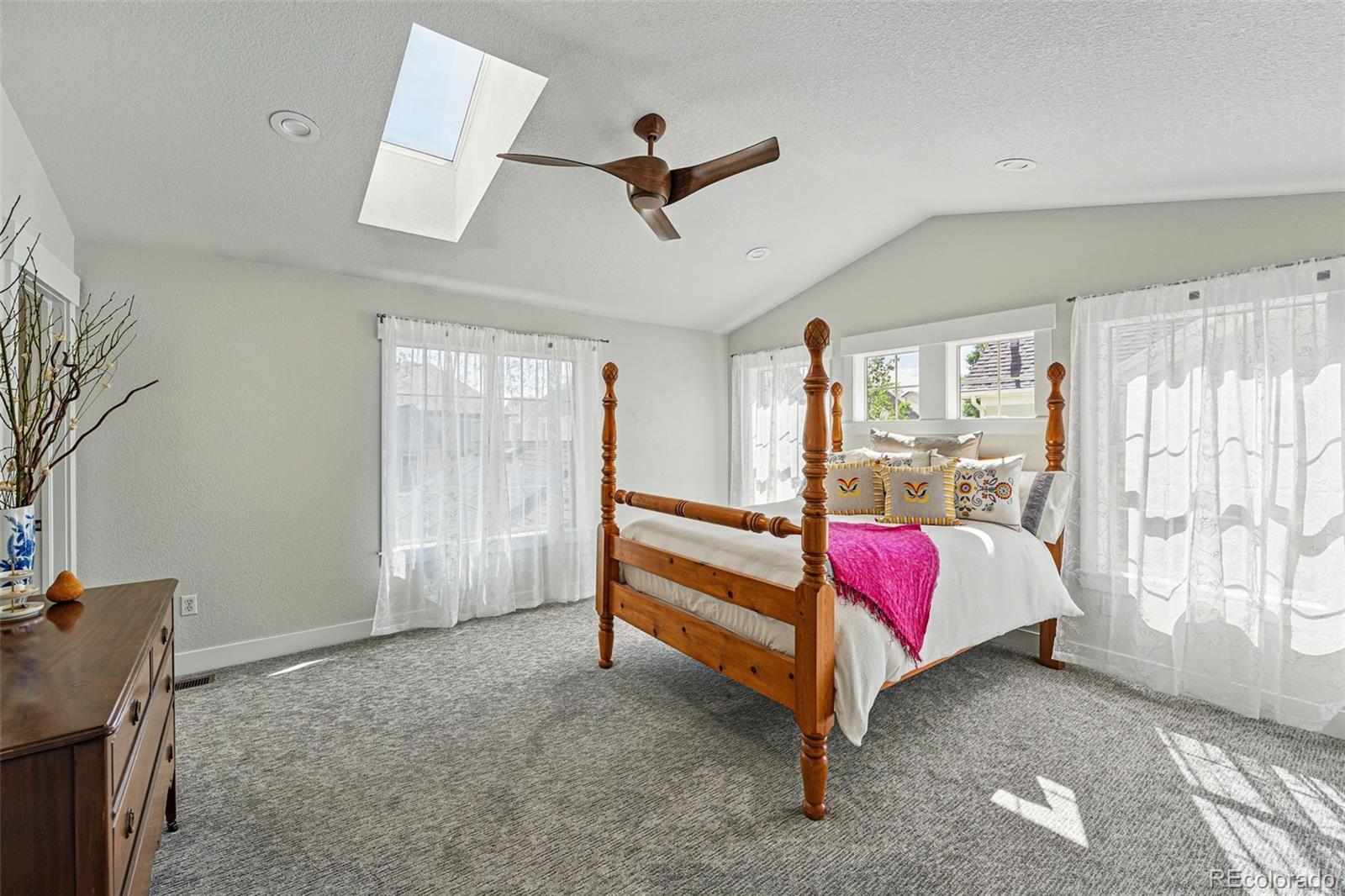 MLS Image #25 for 8256 e 28th drive,denver, Colorado