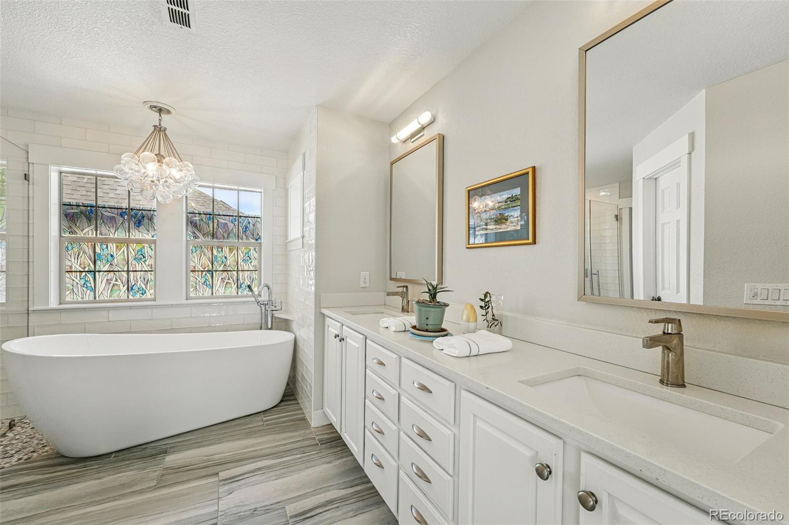 MLS Image #27 for 8256 e 28th drive,denver, Colorado