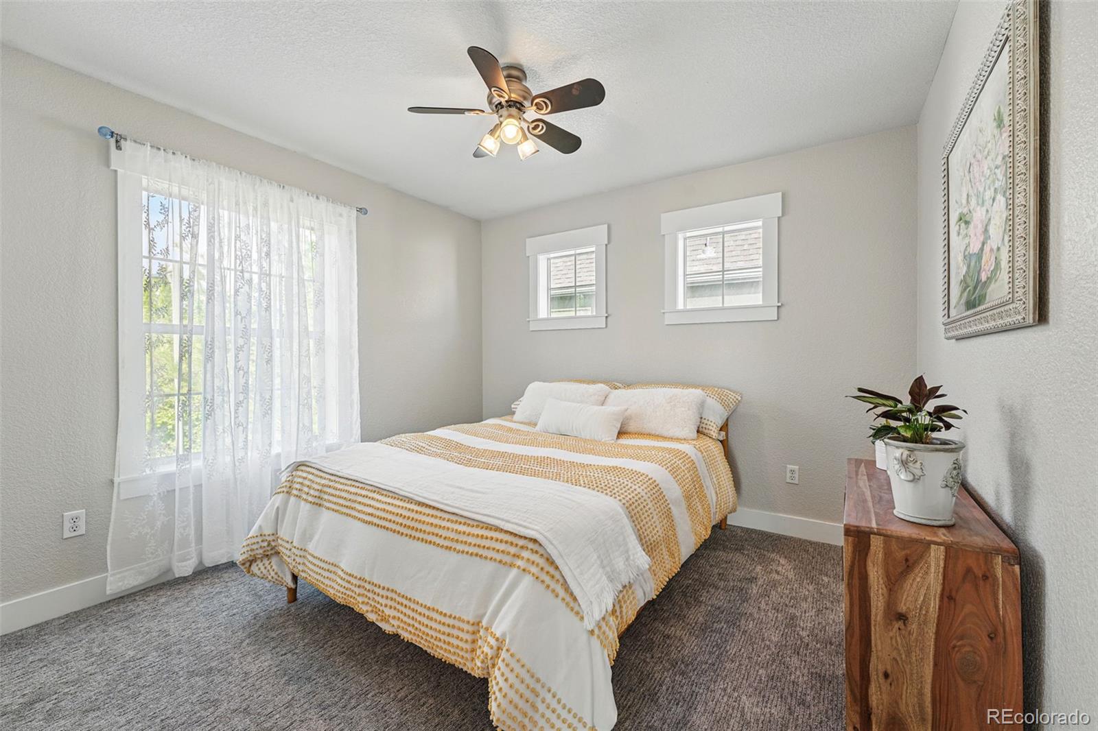 MLS Image #32 for 8256 e 28th drive,denver, Colorado