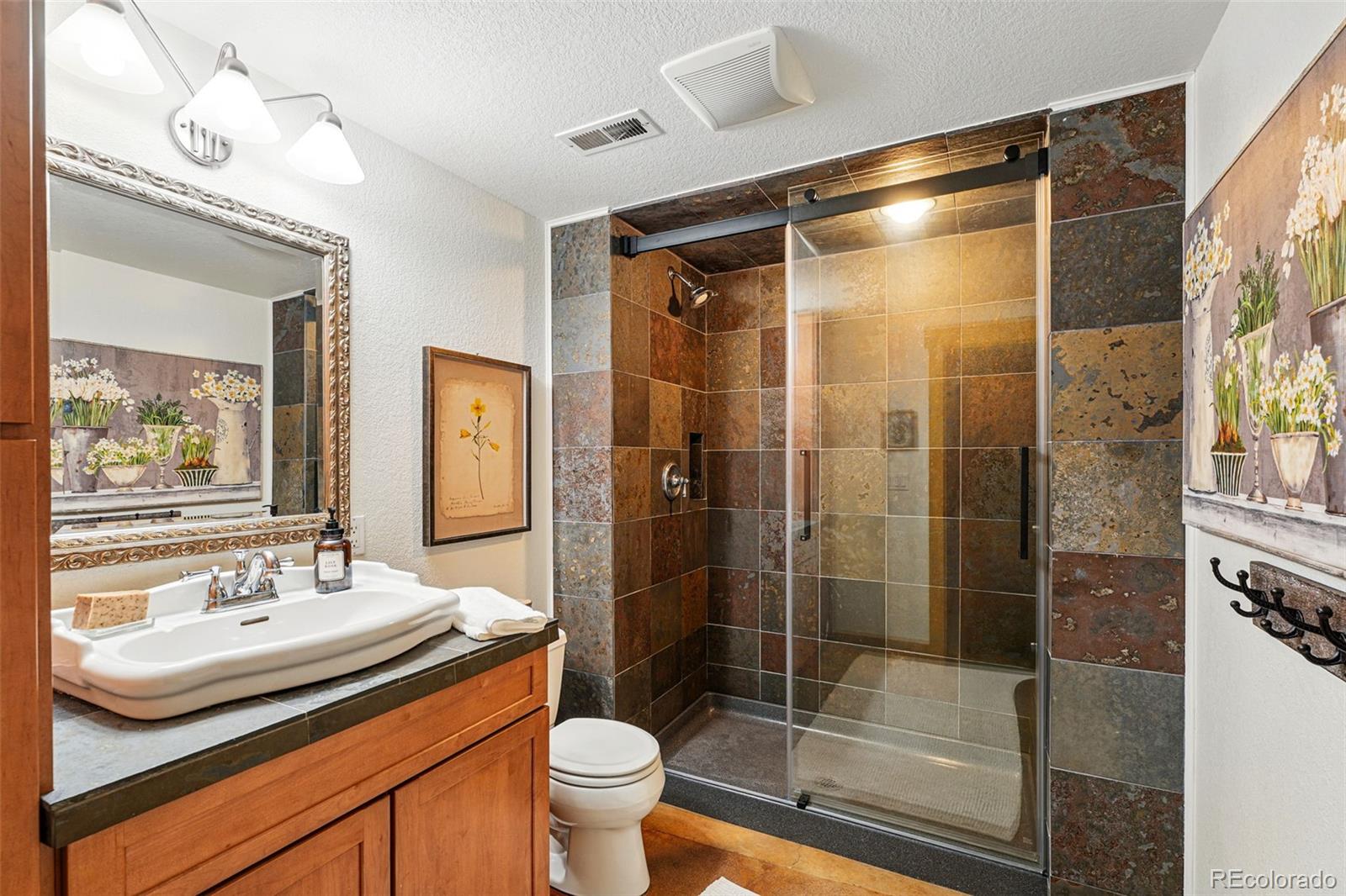 MLS Image #41 for 8256 e 28th drive,denver, Colorado