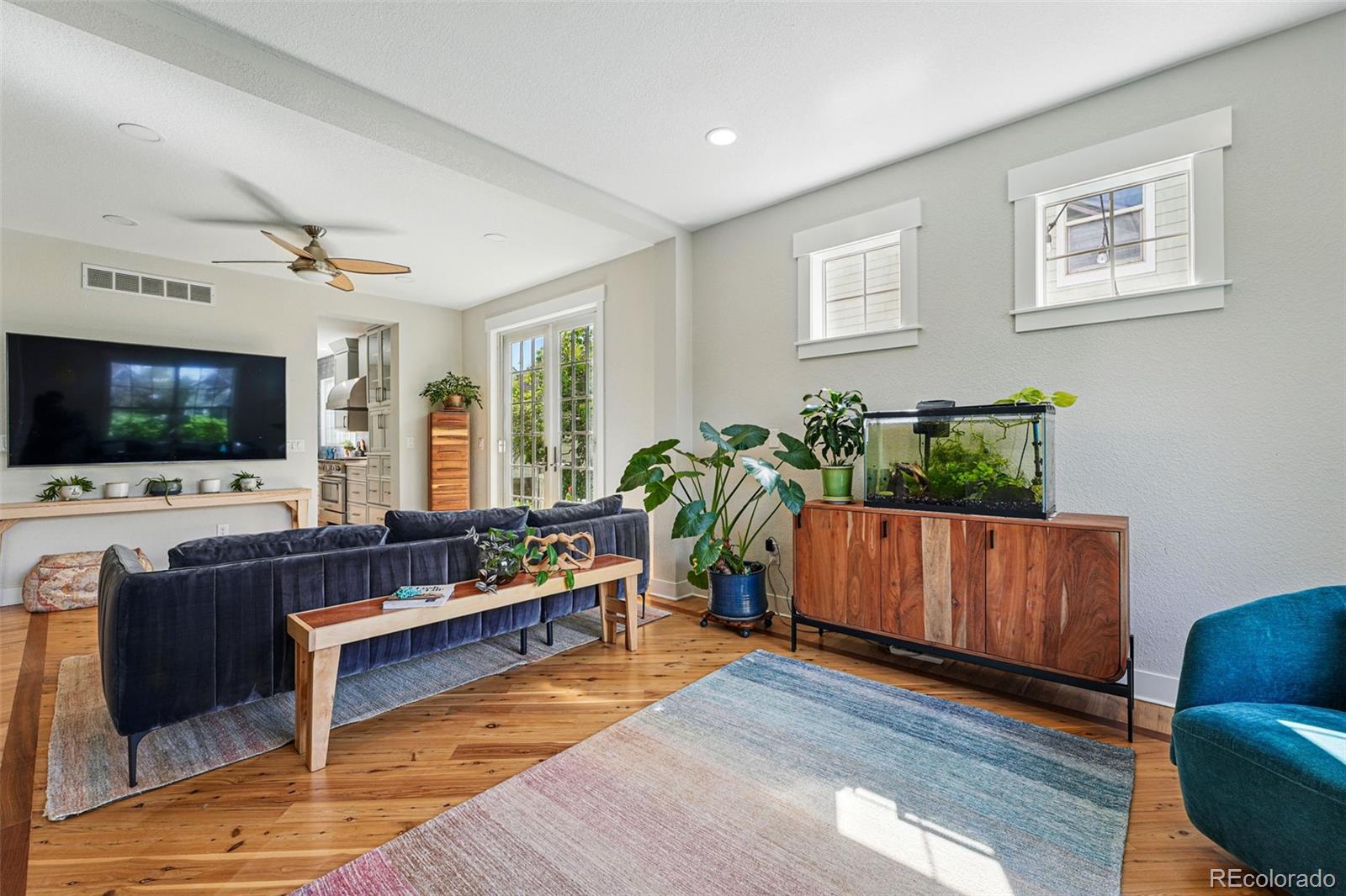 MLS Image #5 for 8256 e 28th drive,denver, Colorado