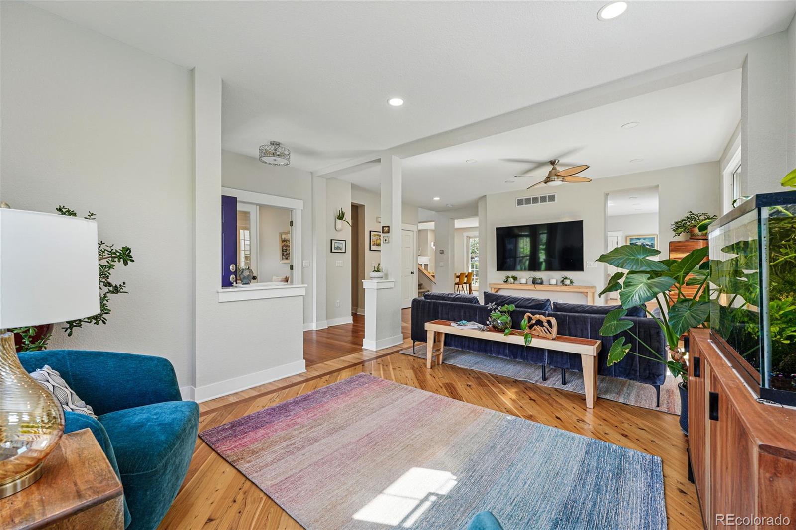 MLS Image #6 for 8256 e 28th drive,denver, Colorado