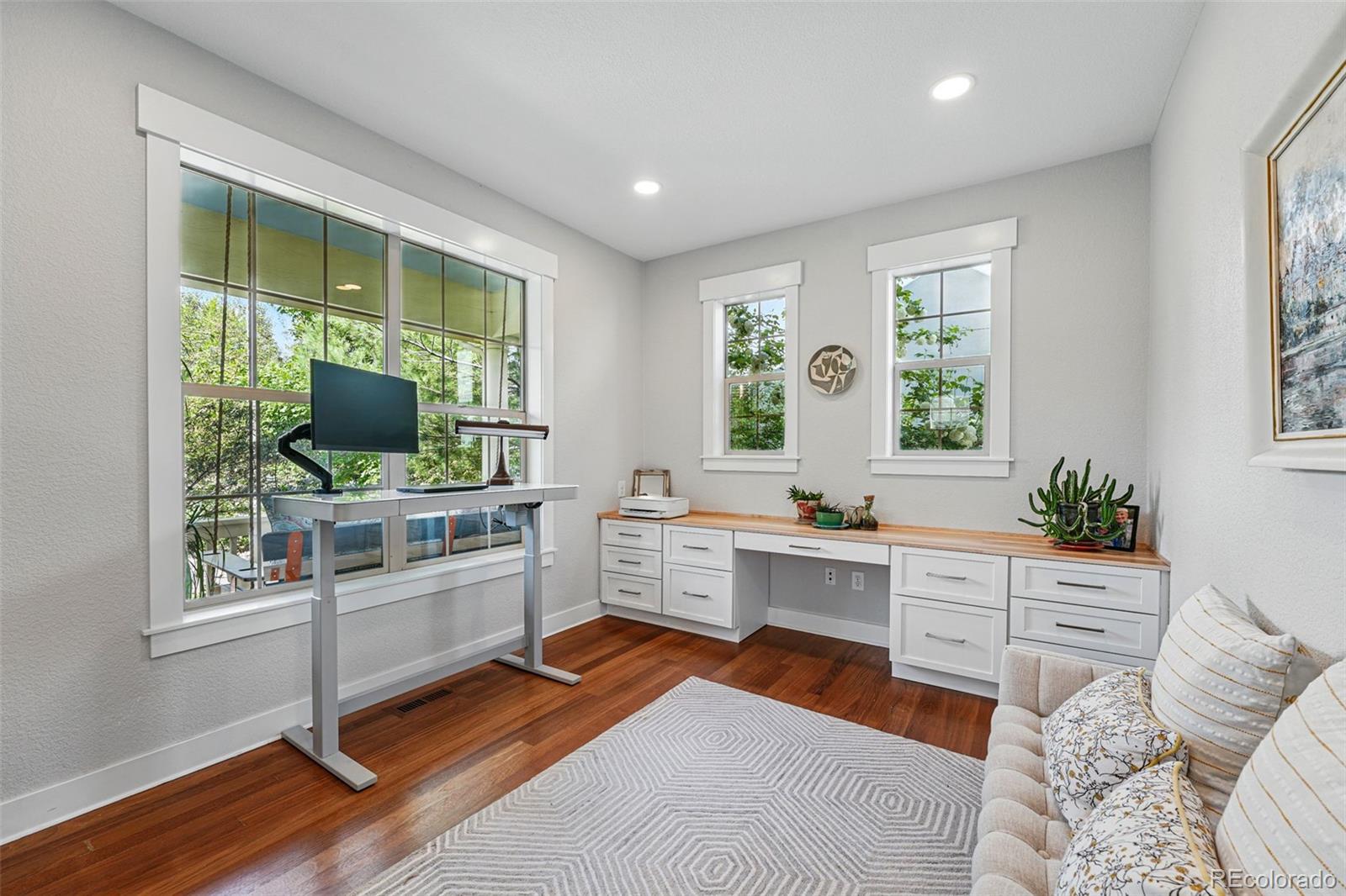 MLS Image #8 for 8256 e 28th drive,denver, Colorado