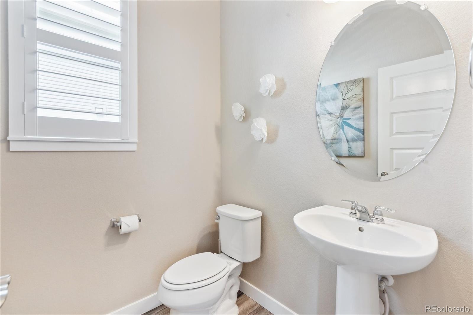 MLS Image #10 for 2395 s troy court,aurora, Colorado