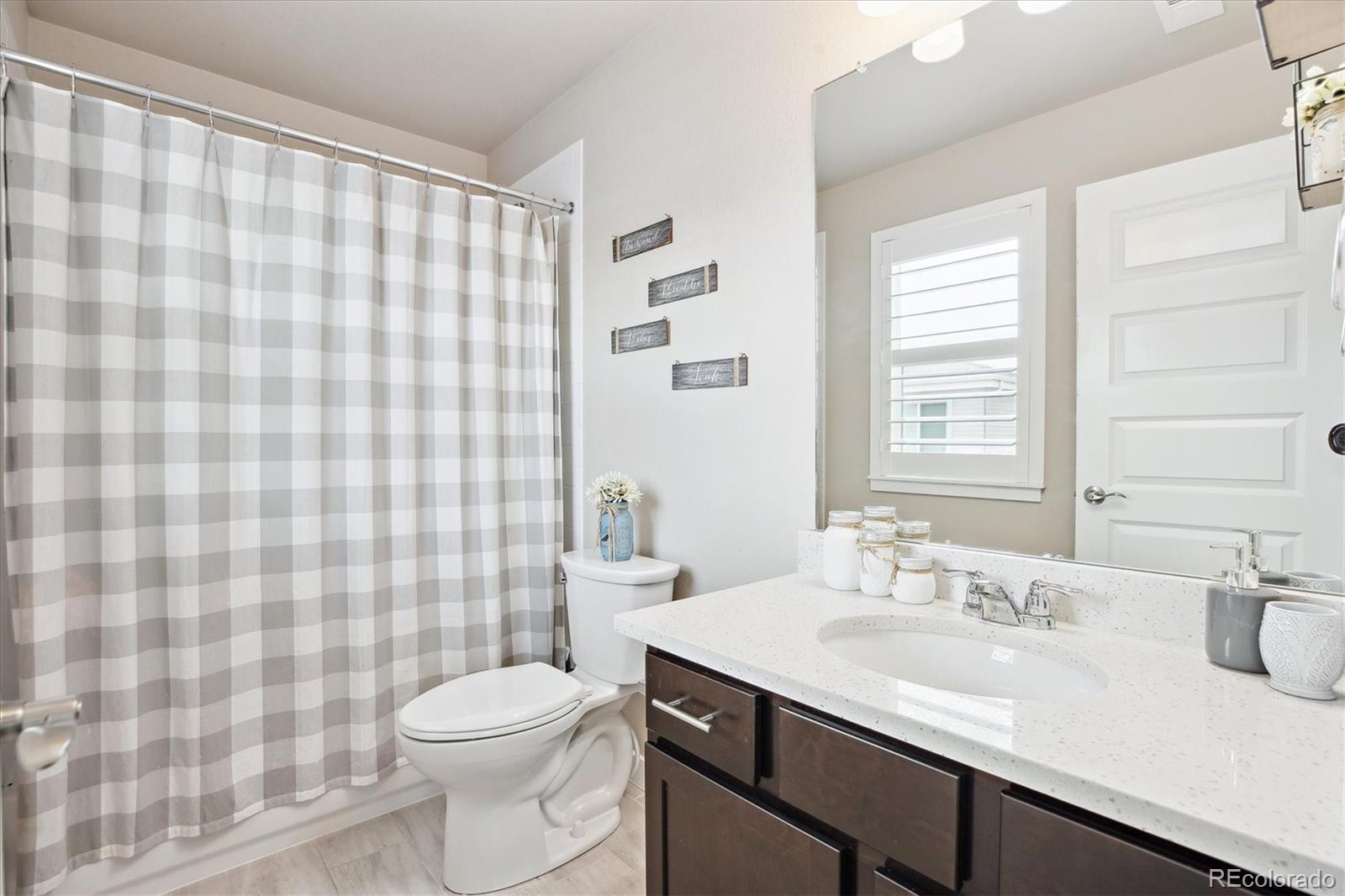 MLS Image #15 for 2395 s troy court,aurora, Colorado