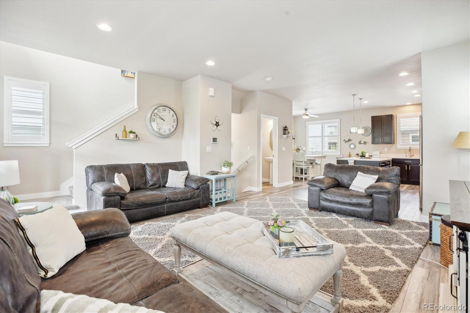 MLS Image #5 for 2395 s troy court,aurora, Colorado