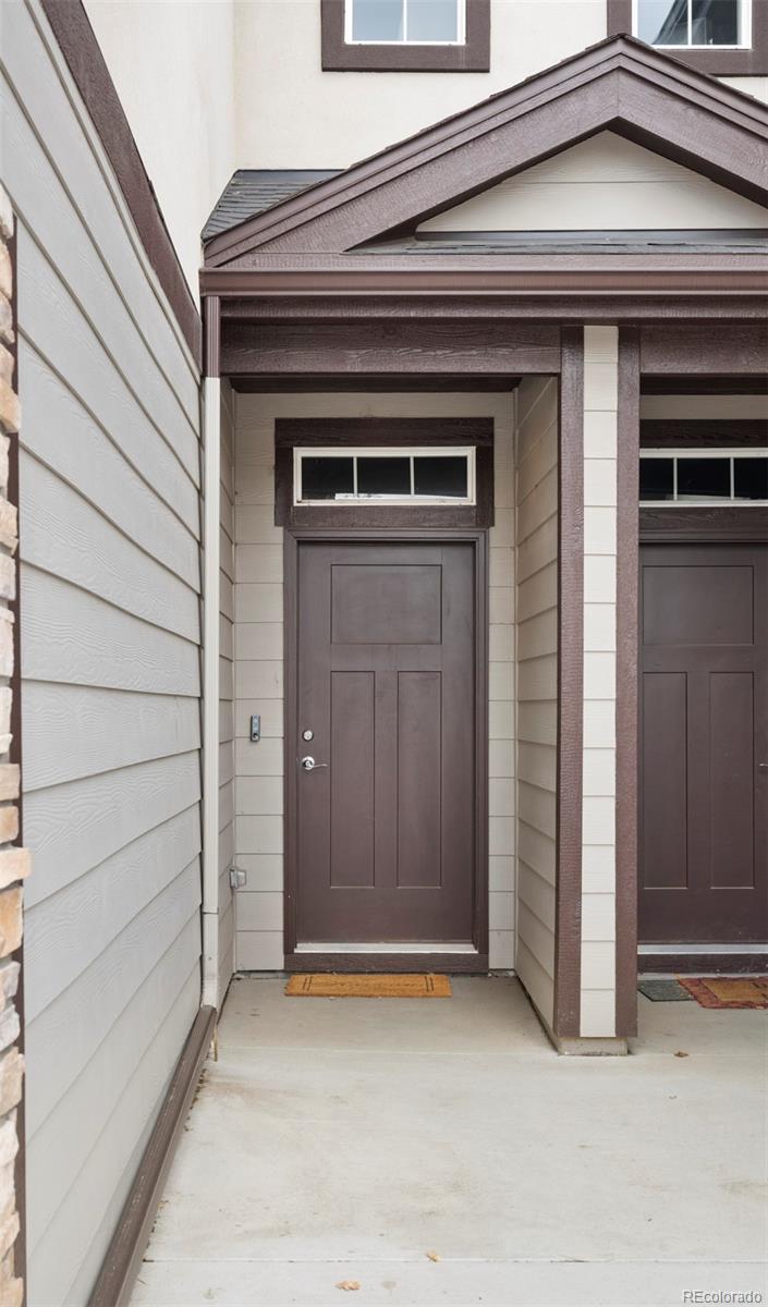 MLS Image #1 for 1849 s helena street,aurora, Colorado