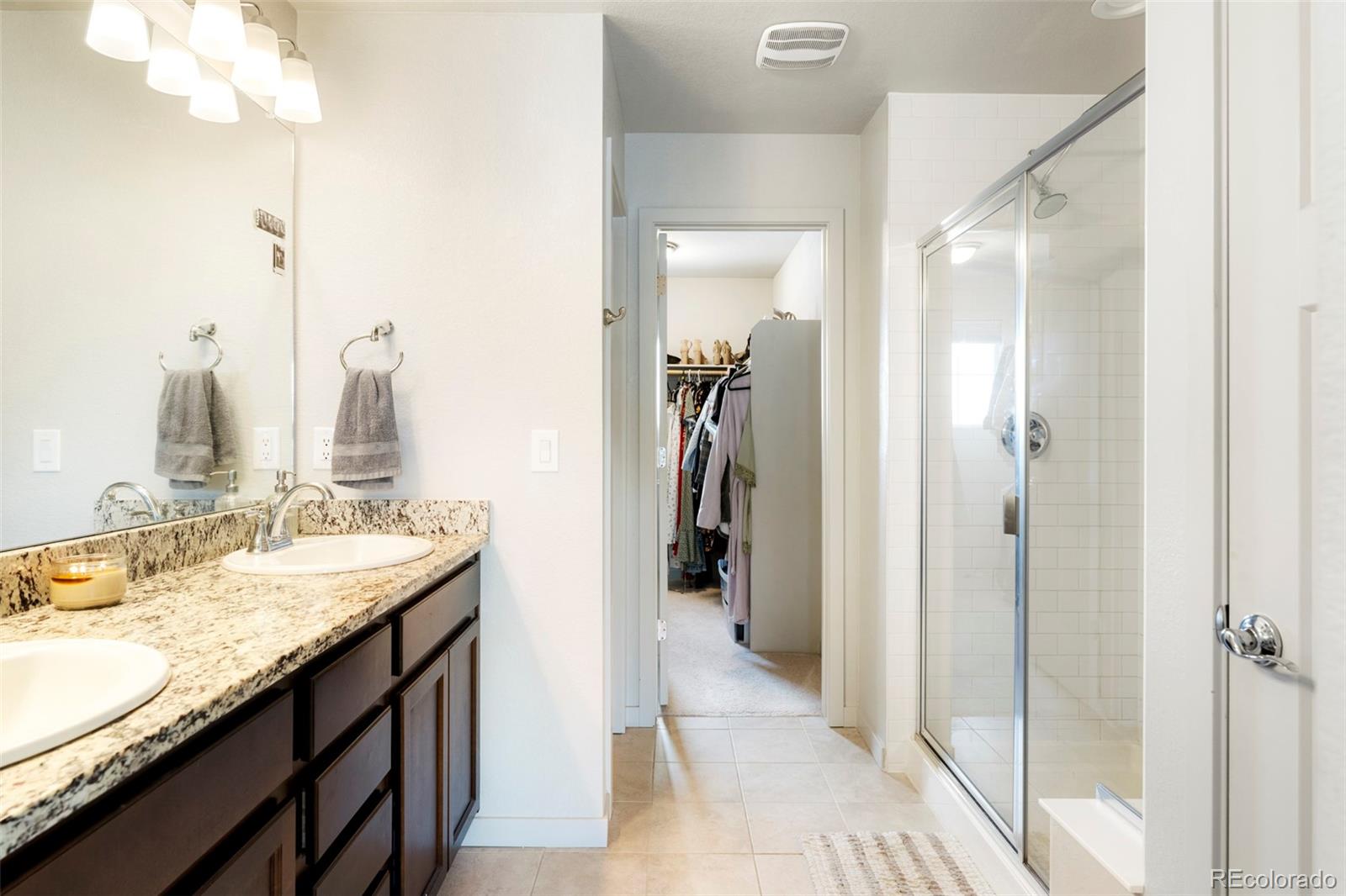 MLS Image #14 for 1849 s helena street,aurora, Colorado