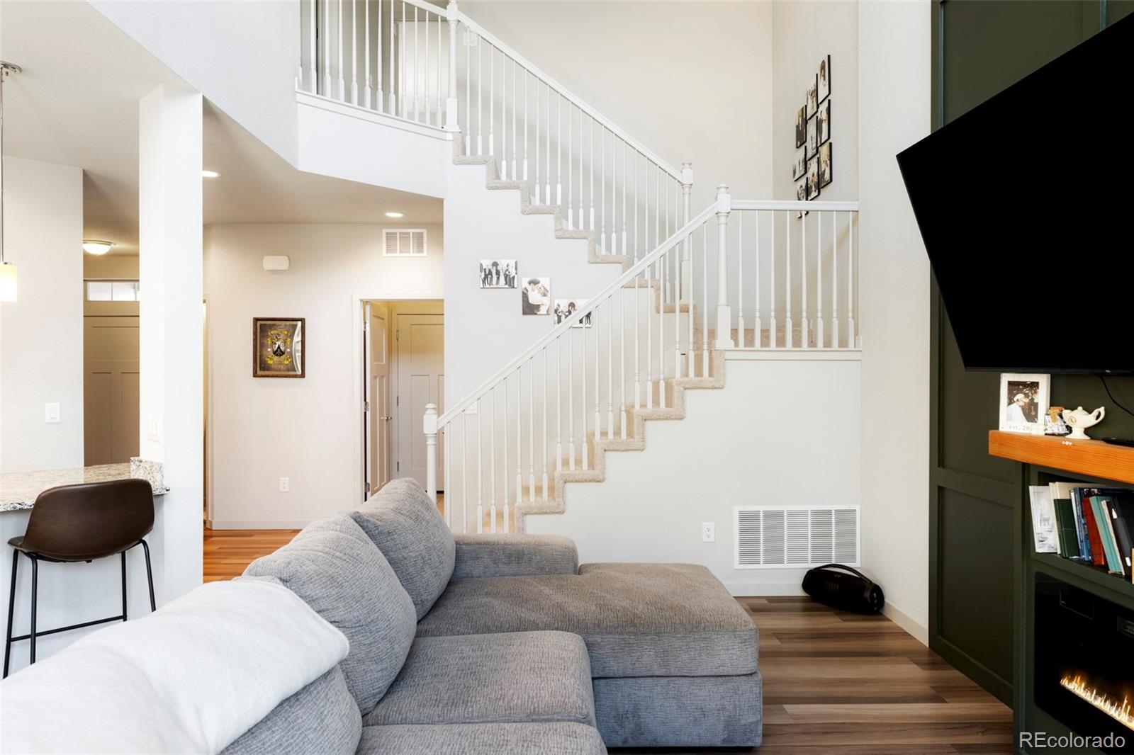 MLS Image #9 for 1849 s helena street,aurora, Colorado