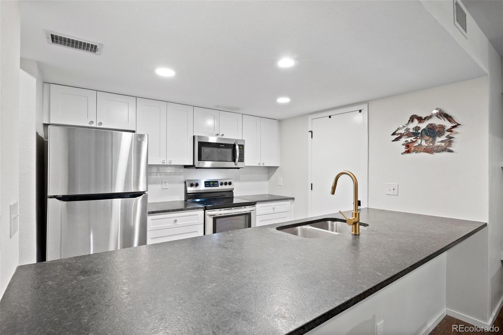 MLS Image #16 for 23551  genesee village road,golden, Colorado