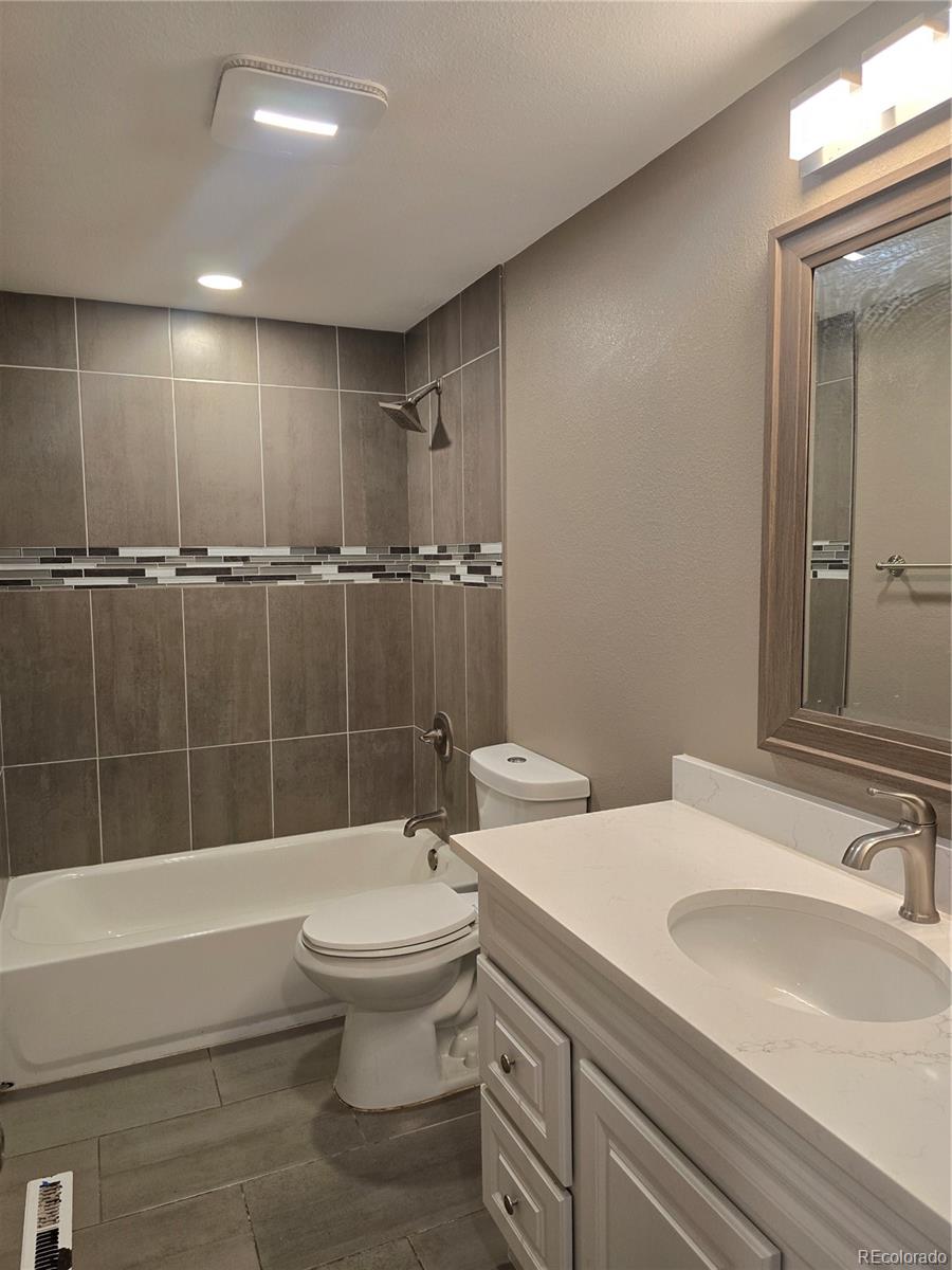 MLS Image #9 for 795  vivian court,lakewood, Colorado