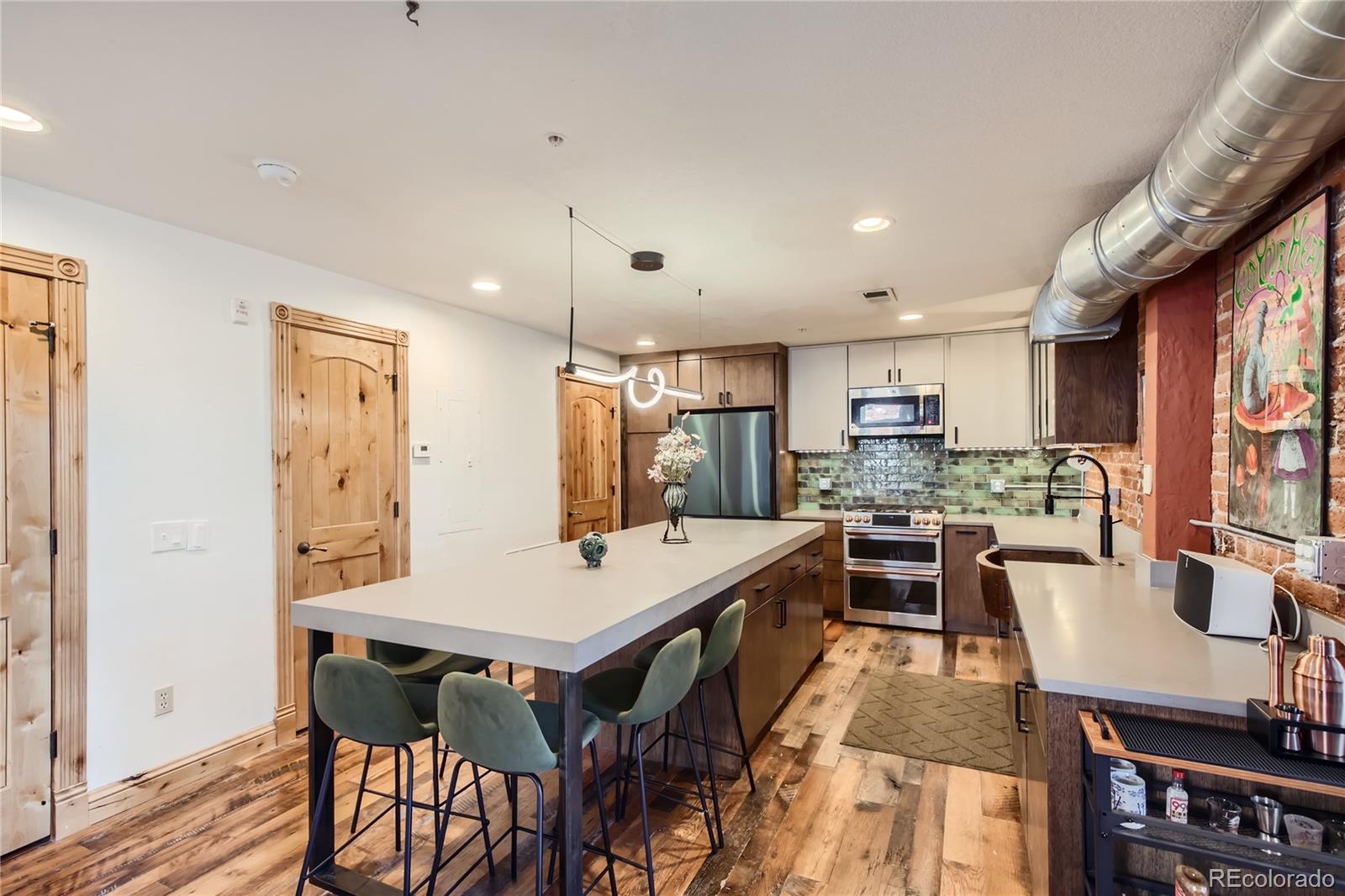 MLS Image #7 for 3033  blake street,denver, Colorado