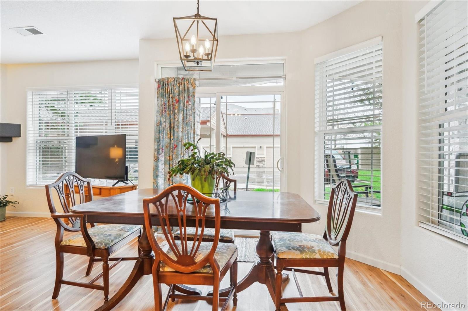 MLS Image #5 for 8520 s holland lane,littleton, Colorado