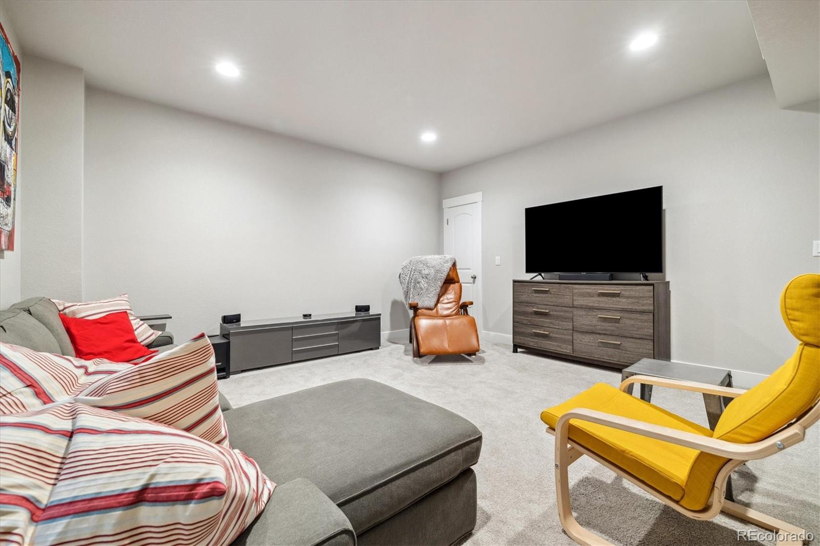 MLS Image #28 for 6334 n dayton way,denver, Colorado