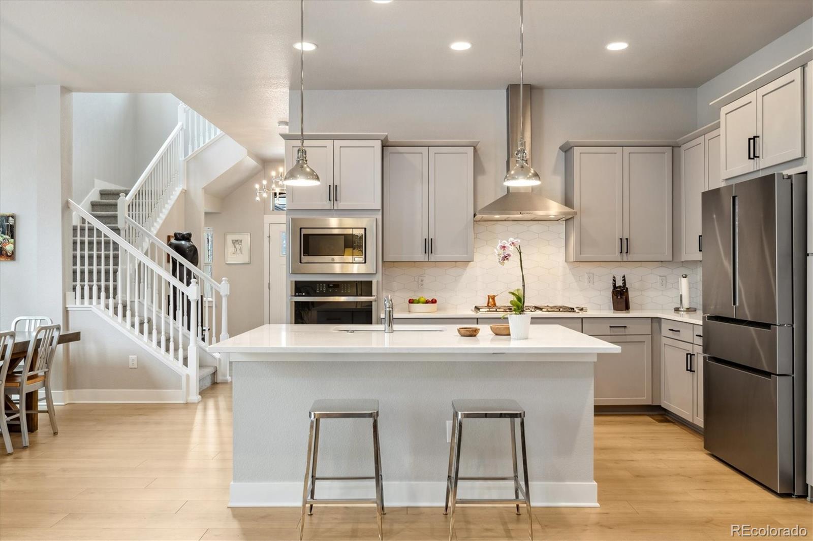 MLS Image #7 for 6334 n dayton way,denver, Colorado