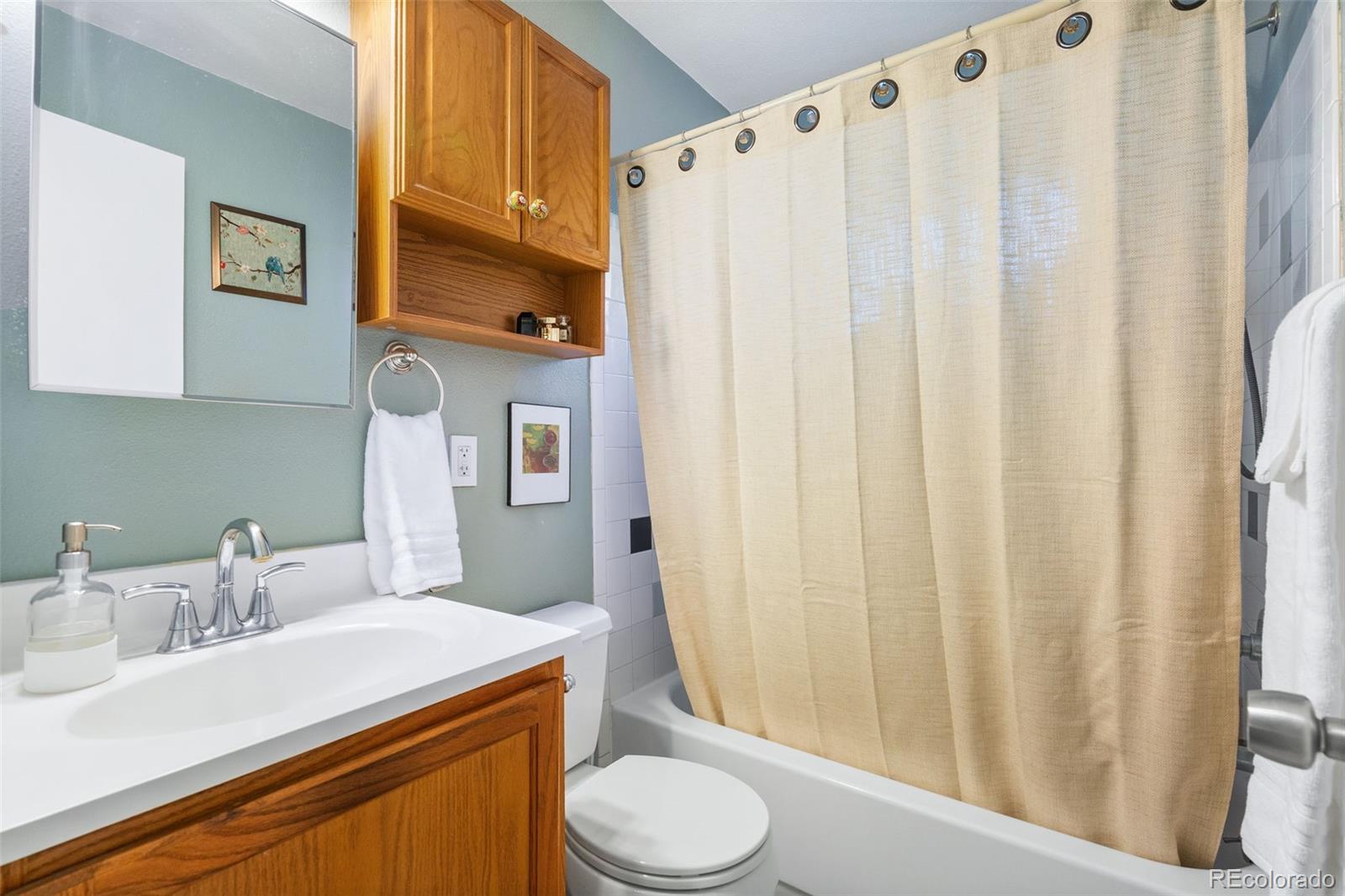 MLS Image #13 for 1432  xanthia street,denver, Colorado