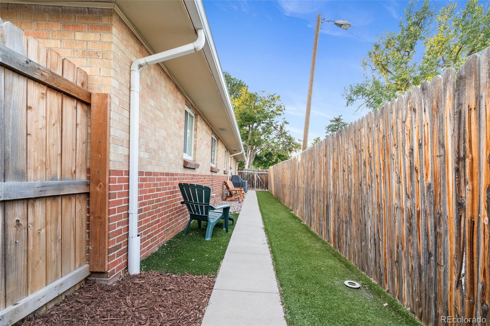 MLS Image #17 for 1432  xanthia street,denver, Colorado