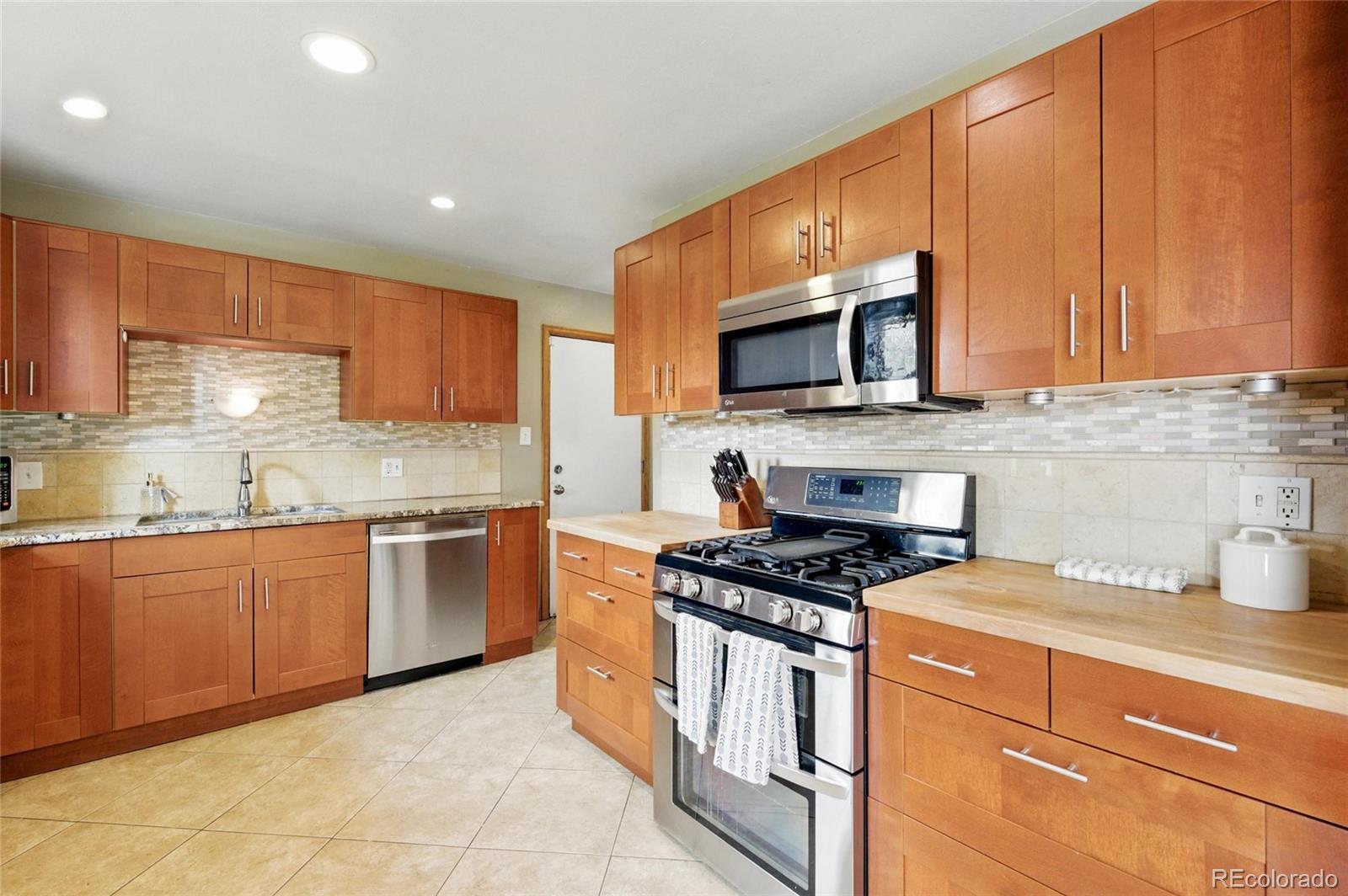 MLS Image #6 for 12030 w alameda parkway,lakewood, Colorado