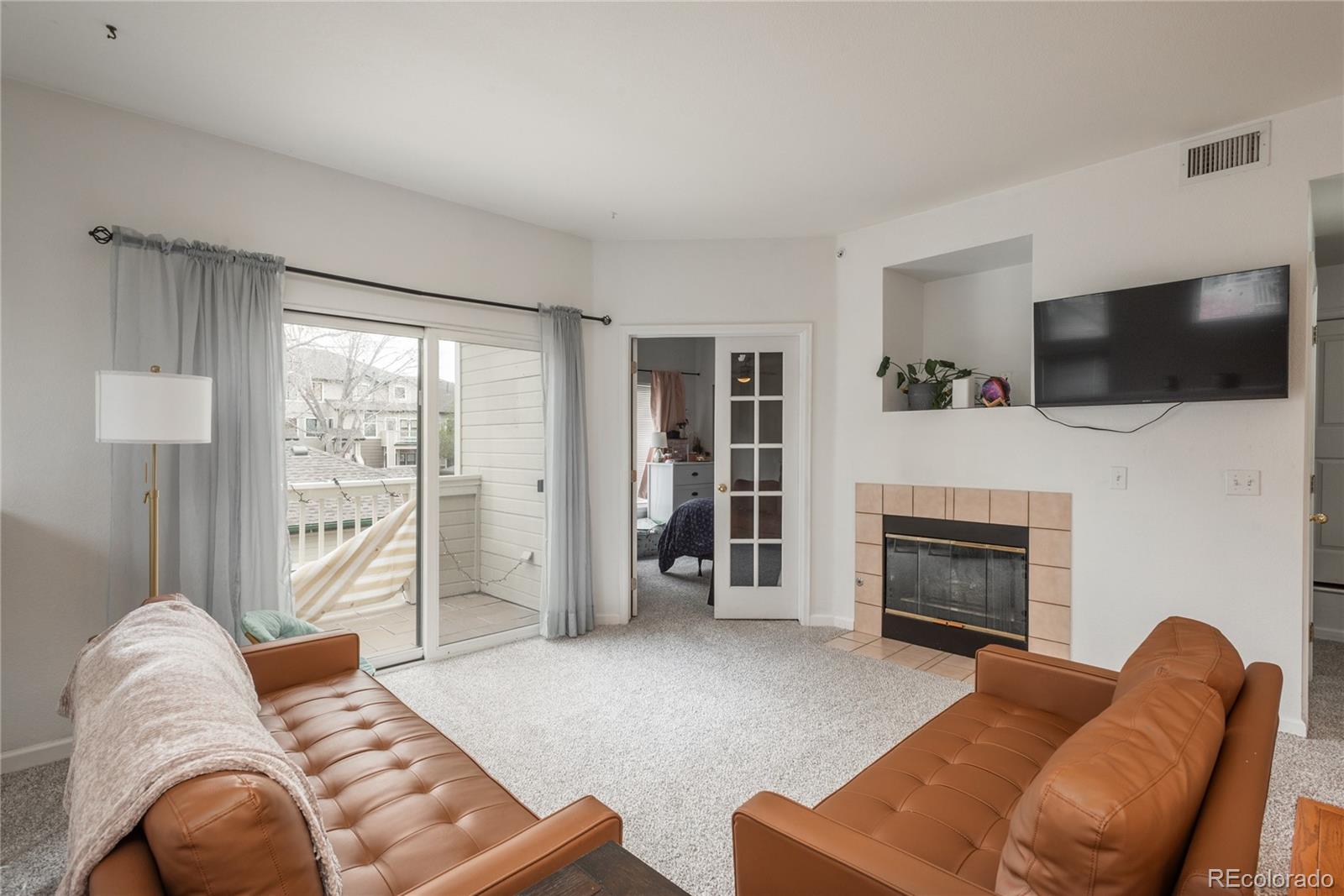 MLS Image #9 for 8707 e florida avenue,denver, Colorado