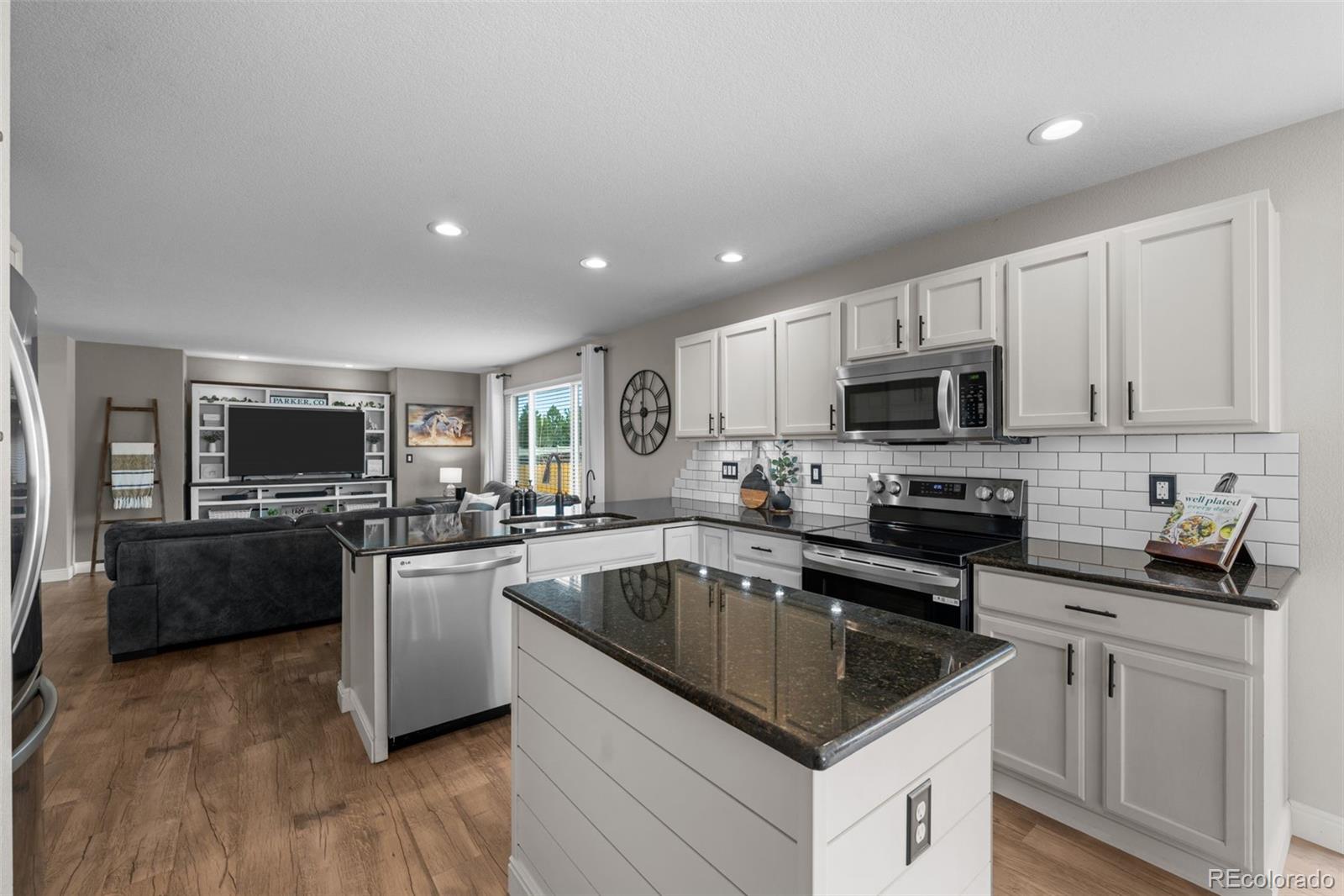 MLS Image #13 for 5010  ox trail,parker, Colorado