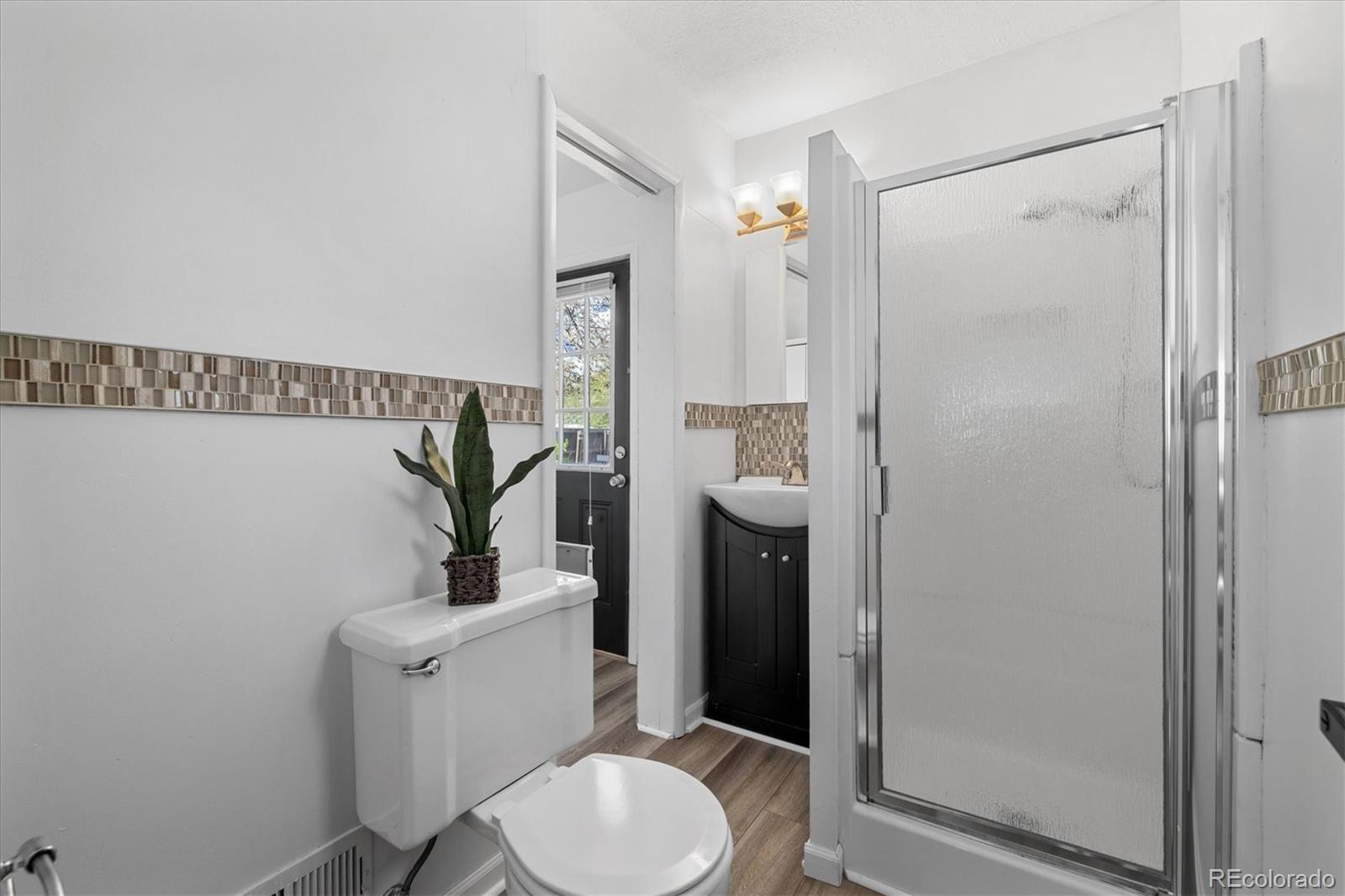 MLS Image #10 for 3137 s glencoe street,denver, Colorado