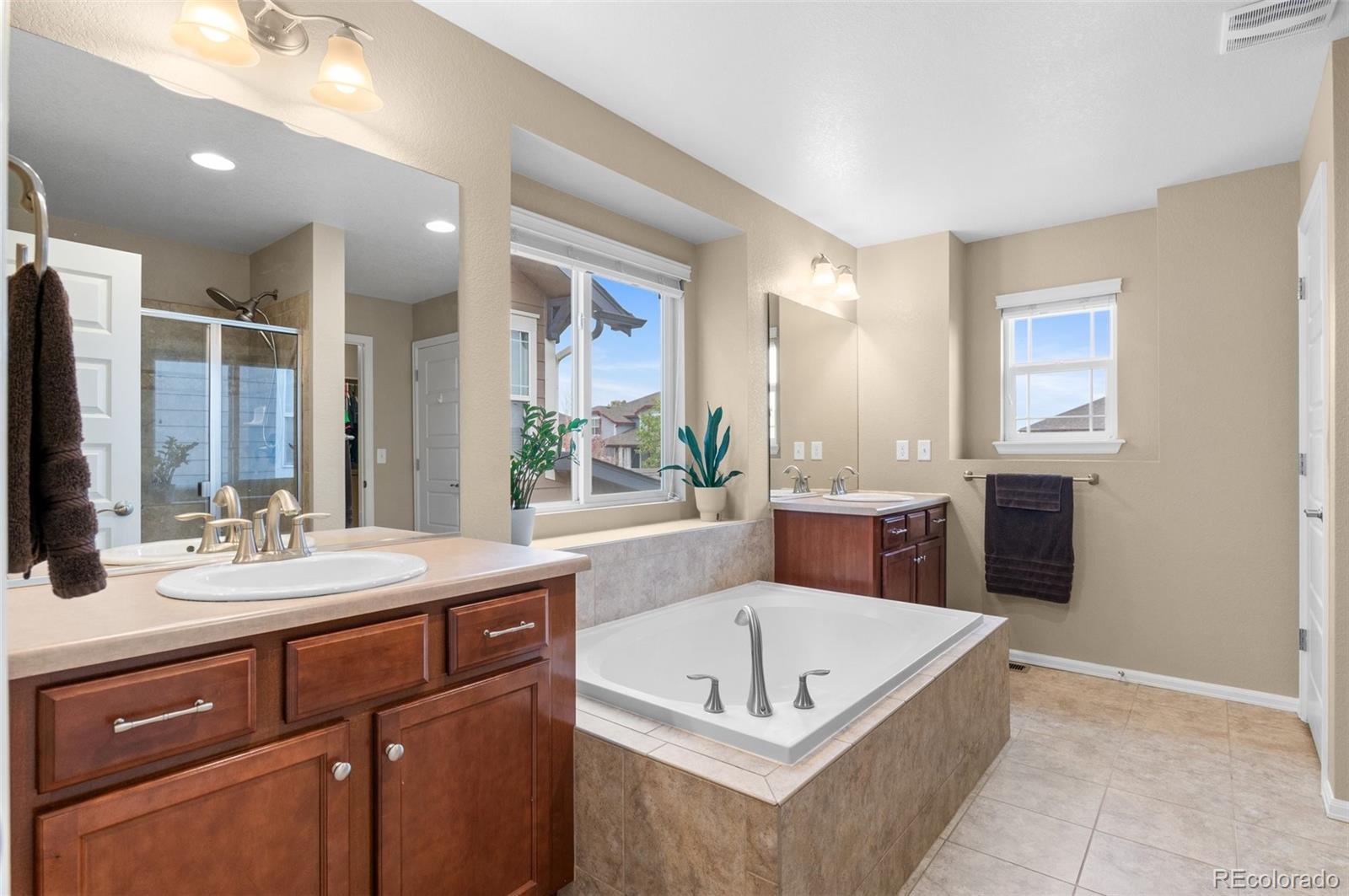 MLS Image #19 for 16685 e 101st avenue,commerce city, Colorado