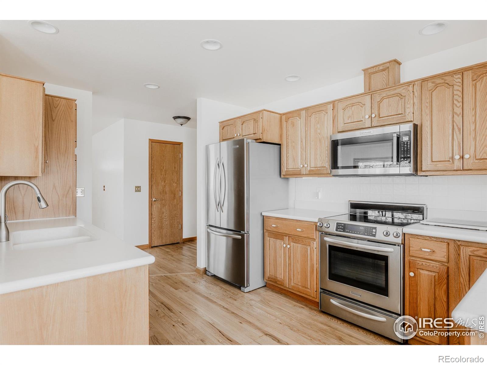 MLS Image #11 for 1609  sherman way,longmont, Colorado