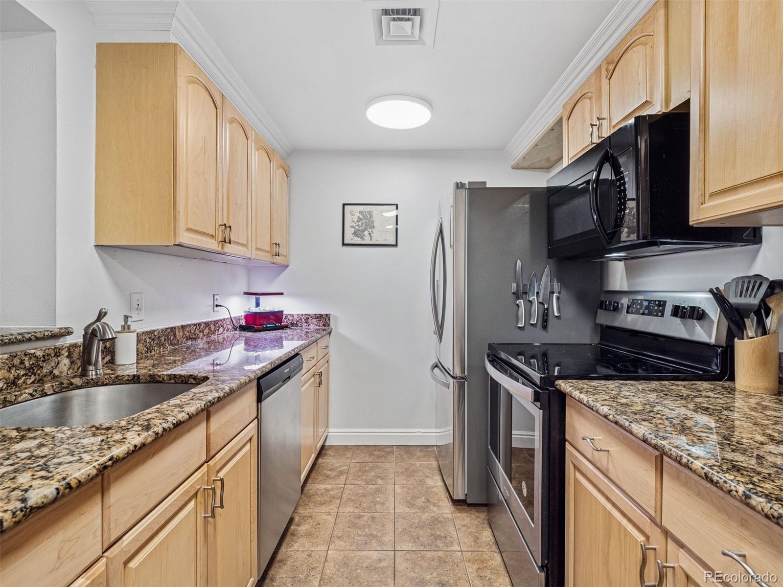 MLS Image #4 for 800 n pearl street,denver, Colorado