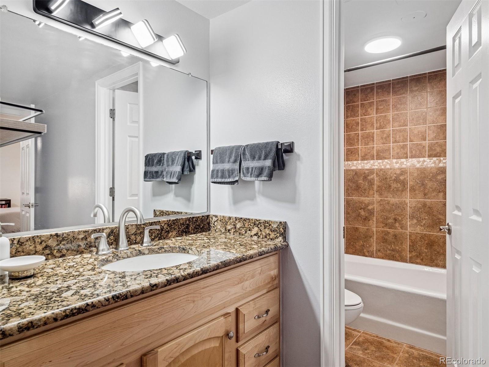 MLS Image #5 for 800 n pearl street,denver, Colorado