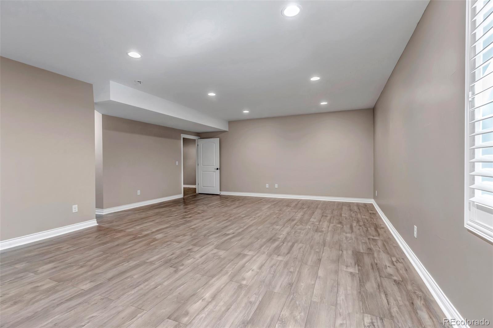 MLS Image #30 for 11494  colony loop,parker, Colorado